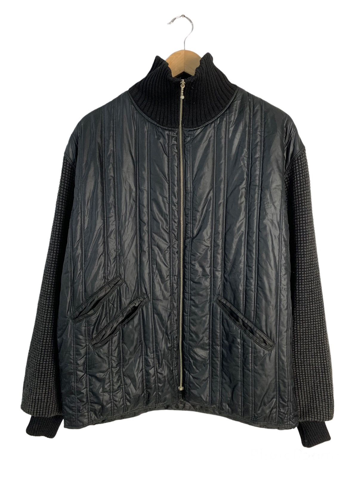 image of Italian Designers Umberto Vallati Padded Jacket in Black, Men's (Size Medium)