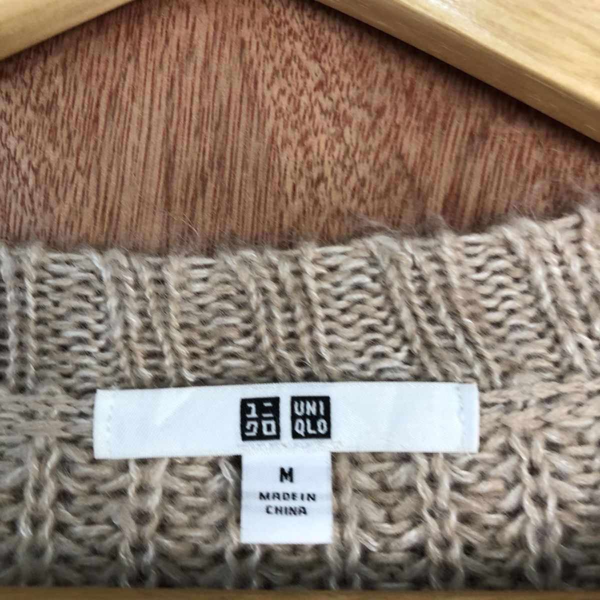 Vintage Uniqlo japan sweatshirt Knitwear #H098 Size US M / EU 48-50 / 2 - 10 Thumbnail