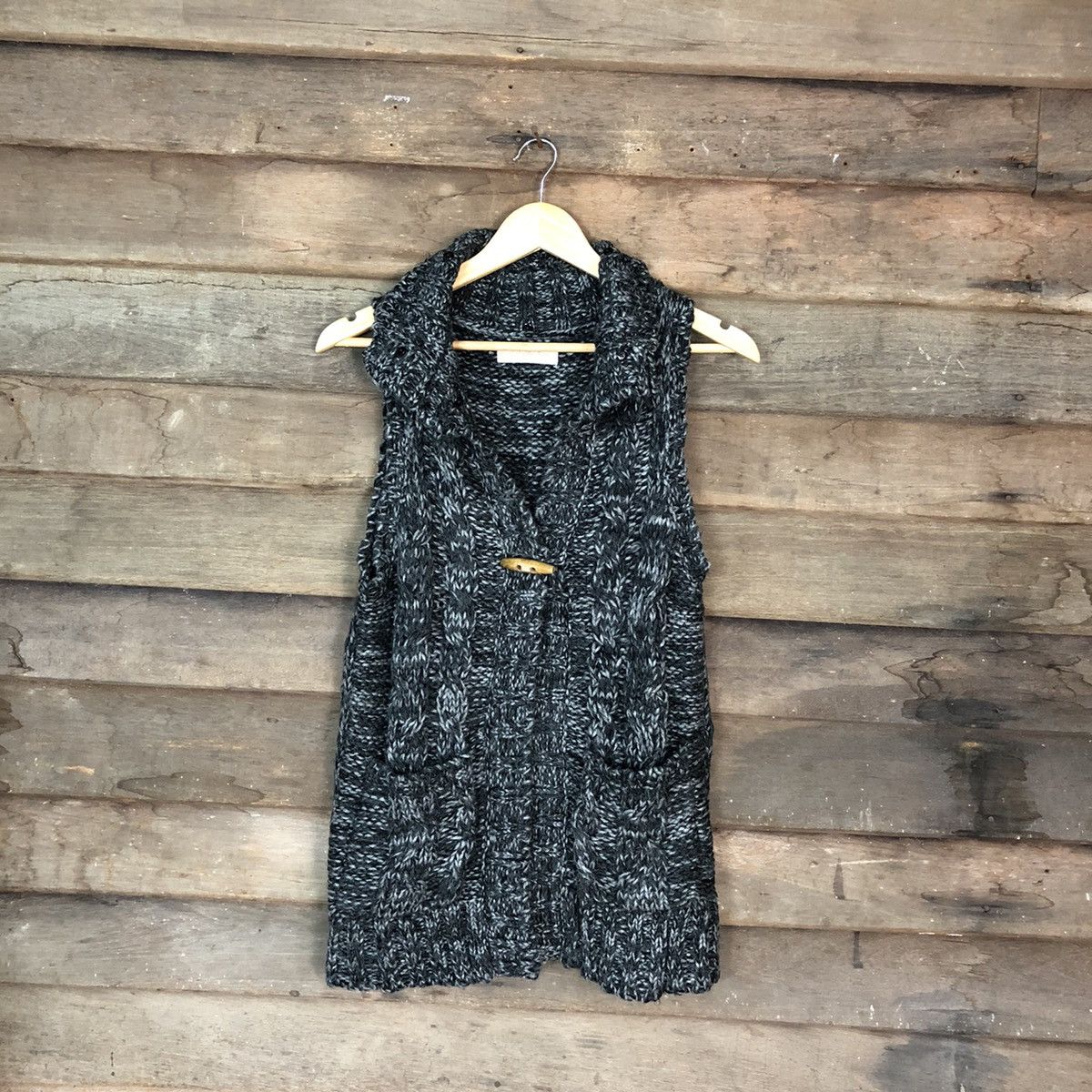 Aran Isles Knitwear Honey Suckie Rose Grey Vest Knitwear #H250 Size US M / EU 48-50 / 2 - 1 Thumbnail