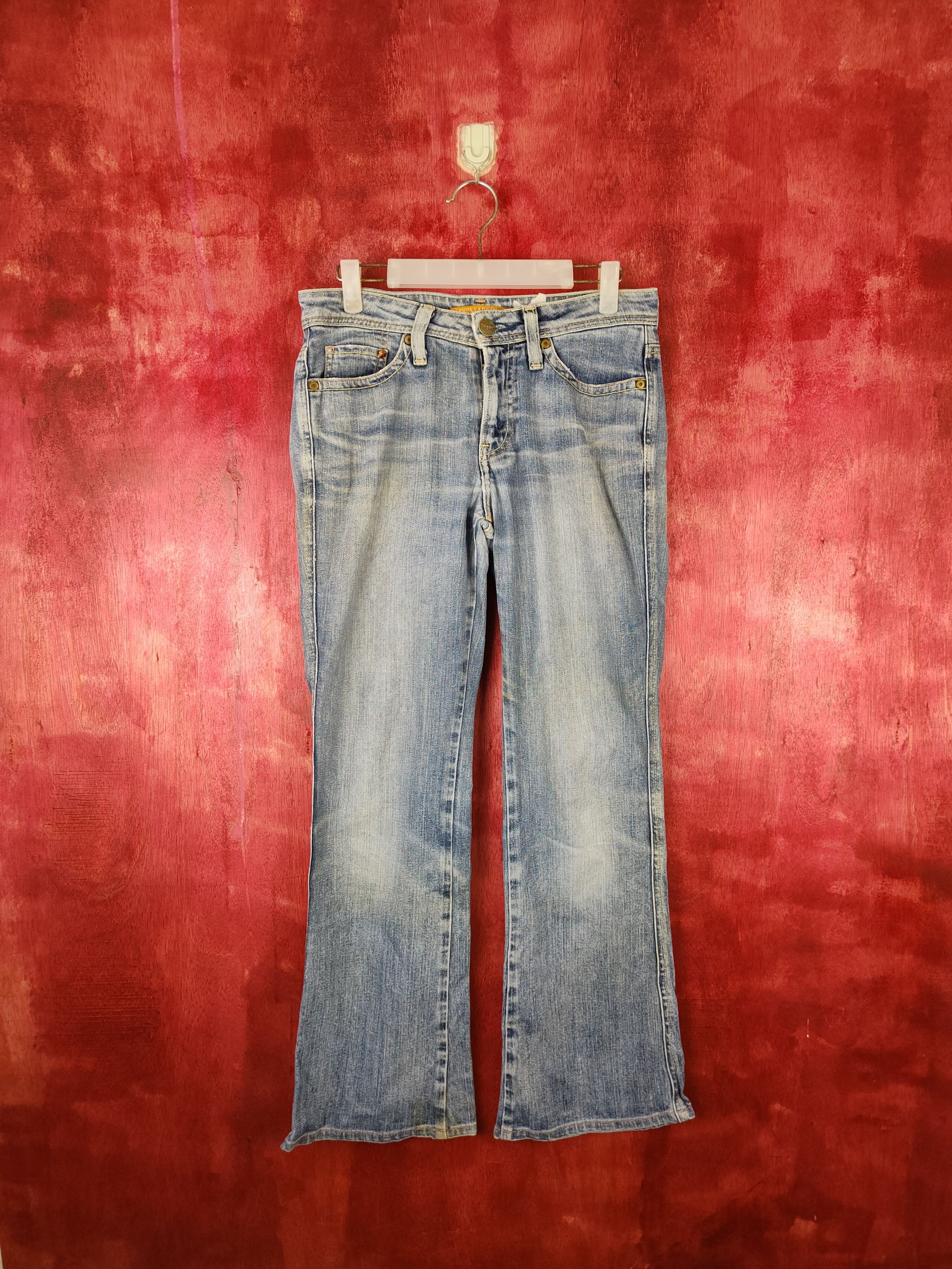 Levi's × Vintage Levi's Lady Style Blue faded jeans vintage Denim #5972 Size 30" / US 8 / IT 44 - 1 Thumbnail