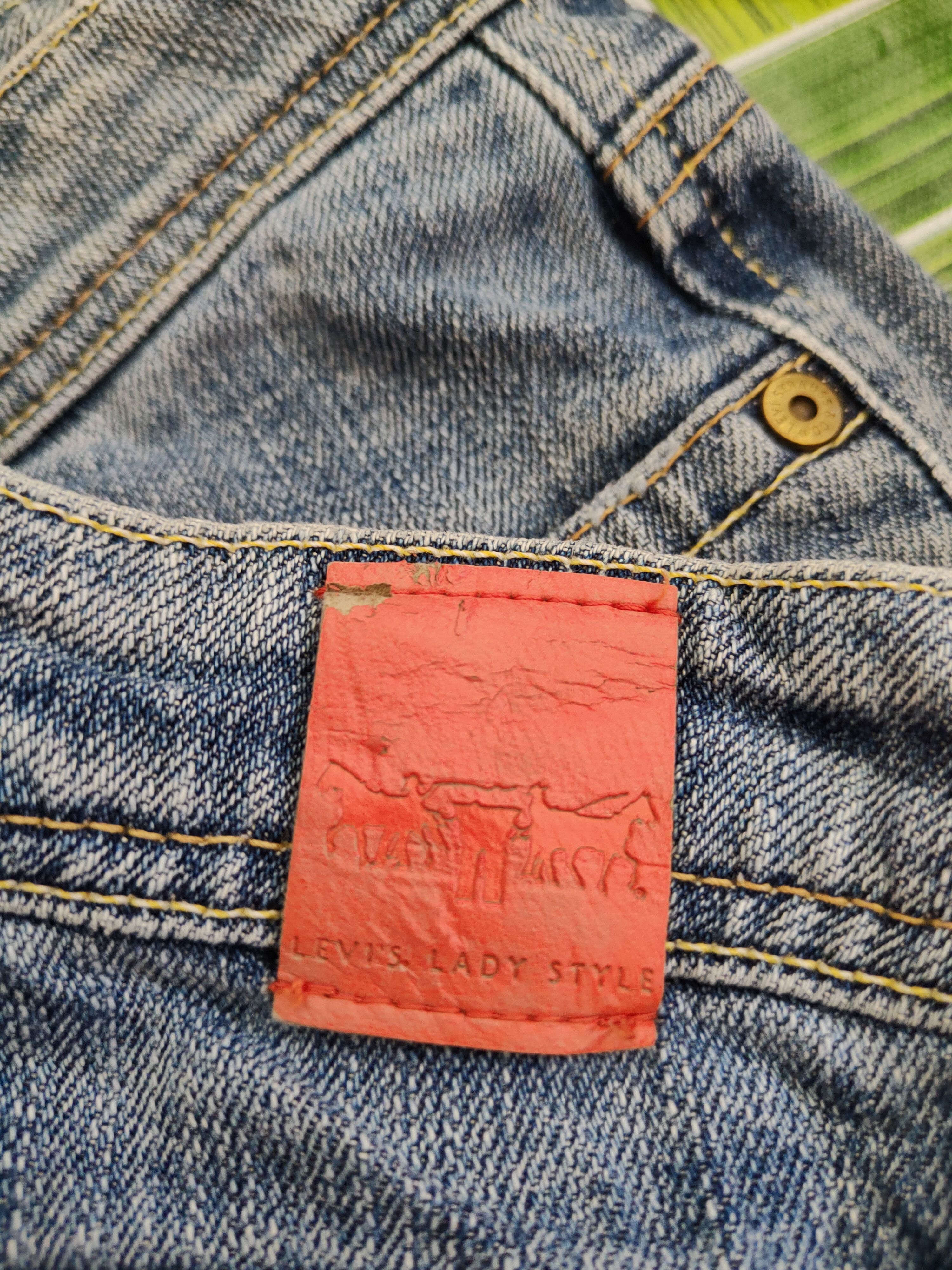 Levi's × Vintage Levi's Lady Style Blue faded jeans vintage Denim #5972 Size 30" / US 8 / IT 44 - 13 Thumbnail