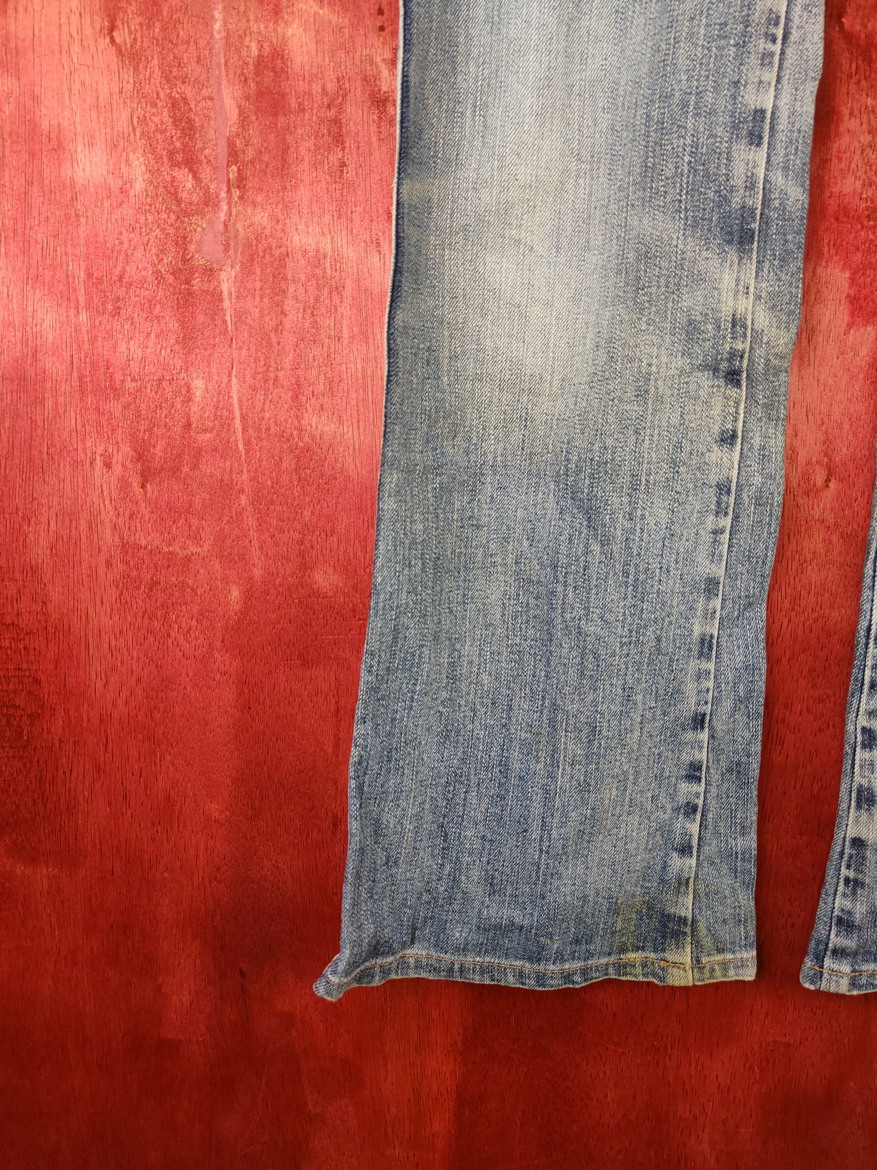 Levi's × Vintage Levi's Lady Style Blue faded jeans vintage Denim #5972 Size 30" / US 8 / IT 44 - 4 Thumbnail