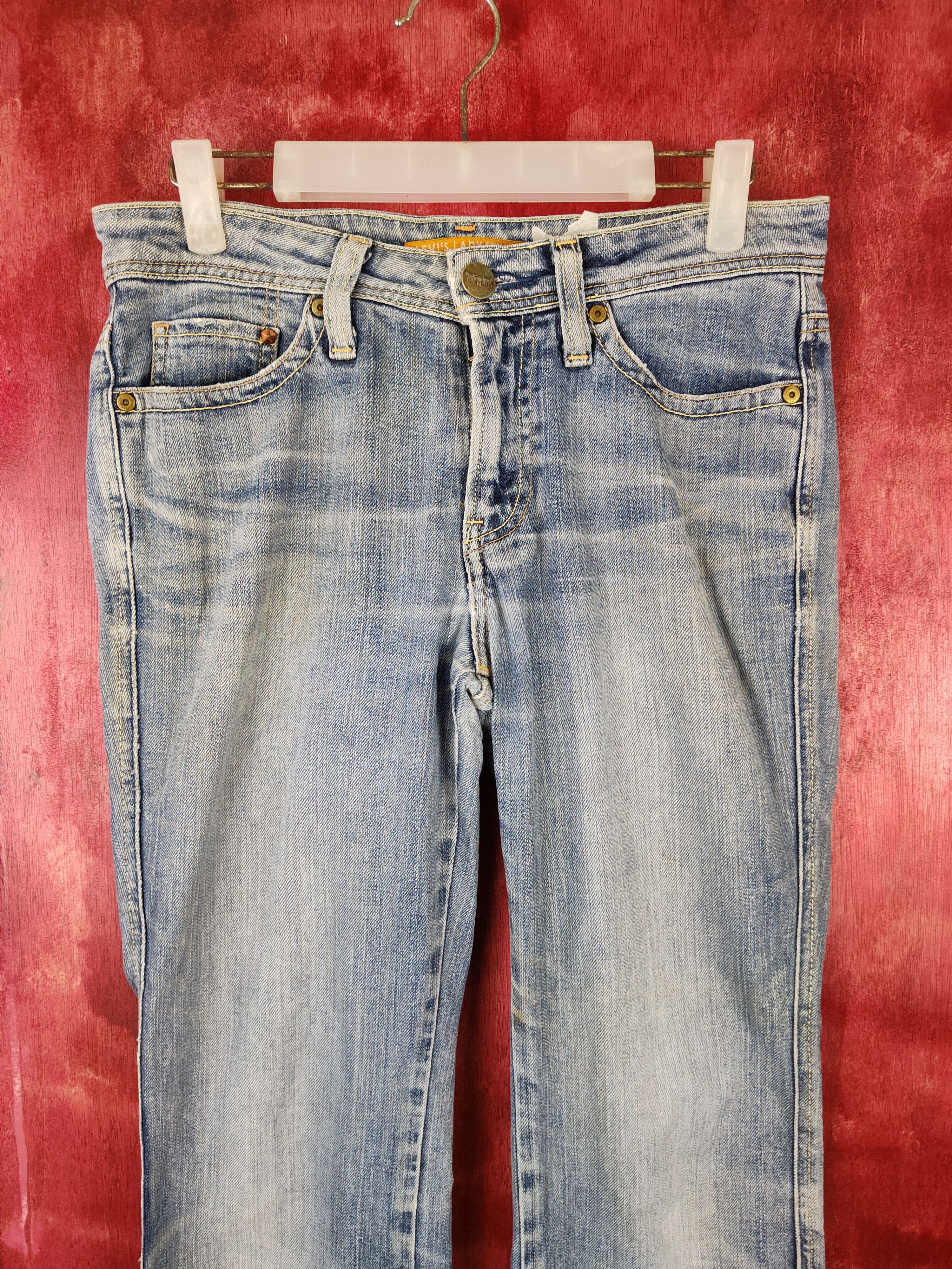 Levi's × Vintage Levi's Lady Style Blue faded jeans vintage Denim #5972 Size 30" / US 8 / IT 44 - 2 Thumbnail