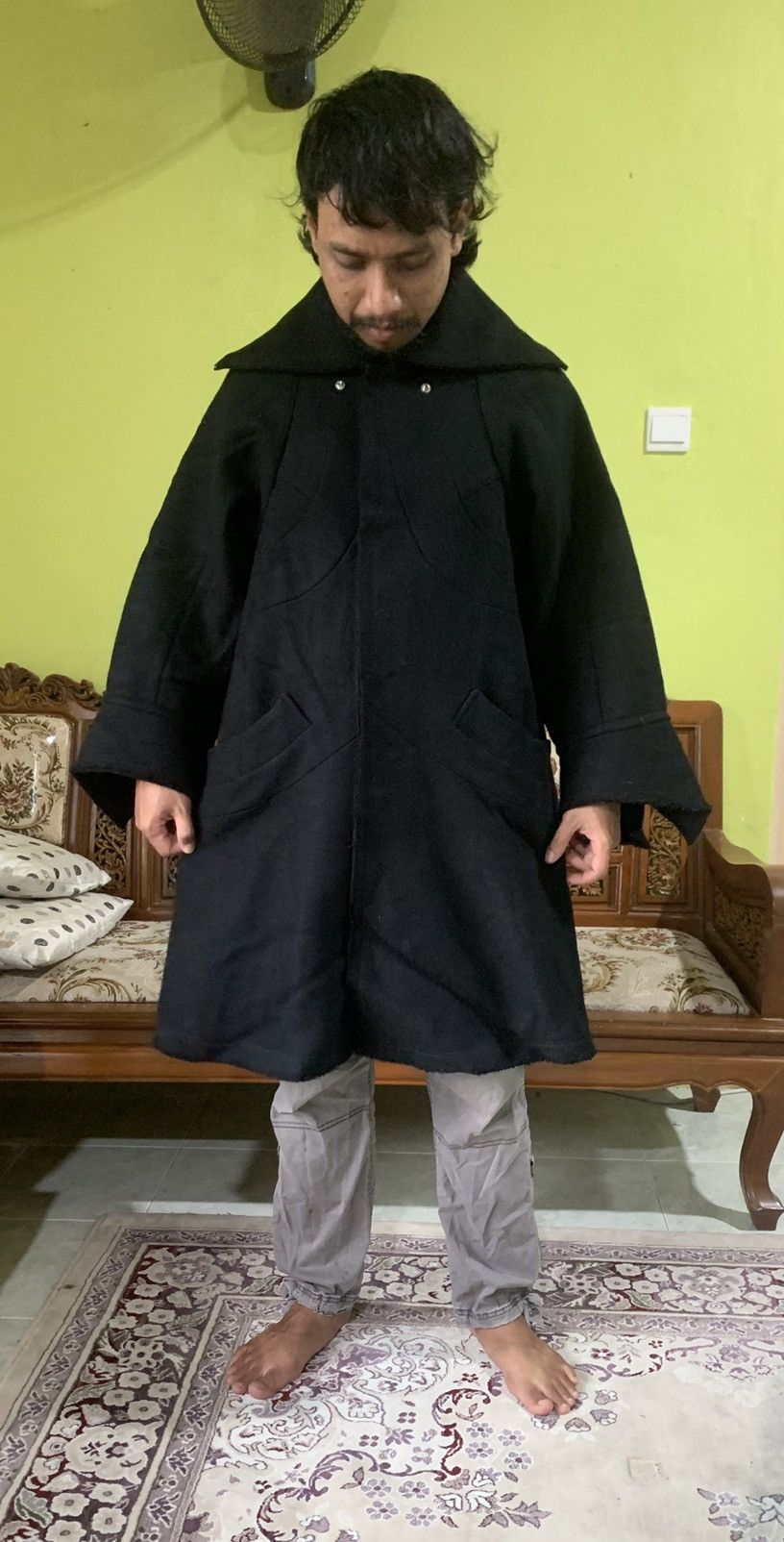 Designer × Undercover AW03 Undercover paper doll wool coat Size US S / EU 44-46 / 1 - 12 Thumbnail