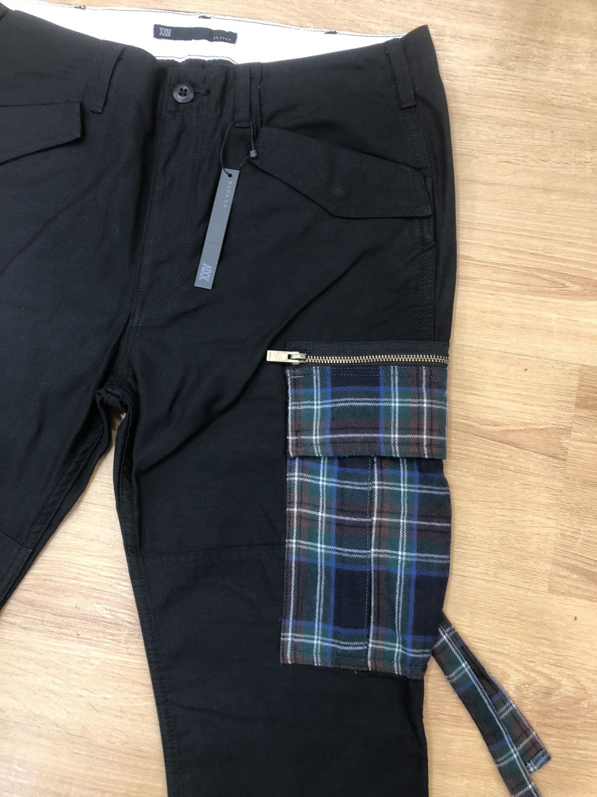 Japanese Brand Japanese FOUR Parachute Cargo Pants Multipocket Bondage Size US 32 / EU 48 - 5 Thumbnail