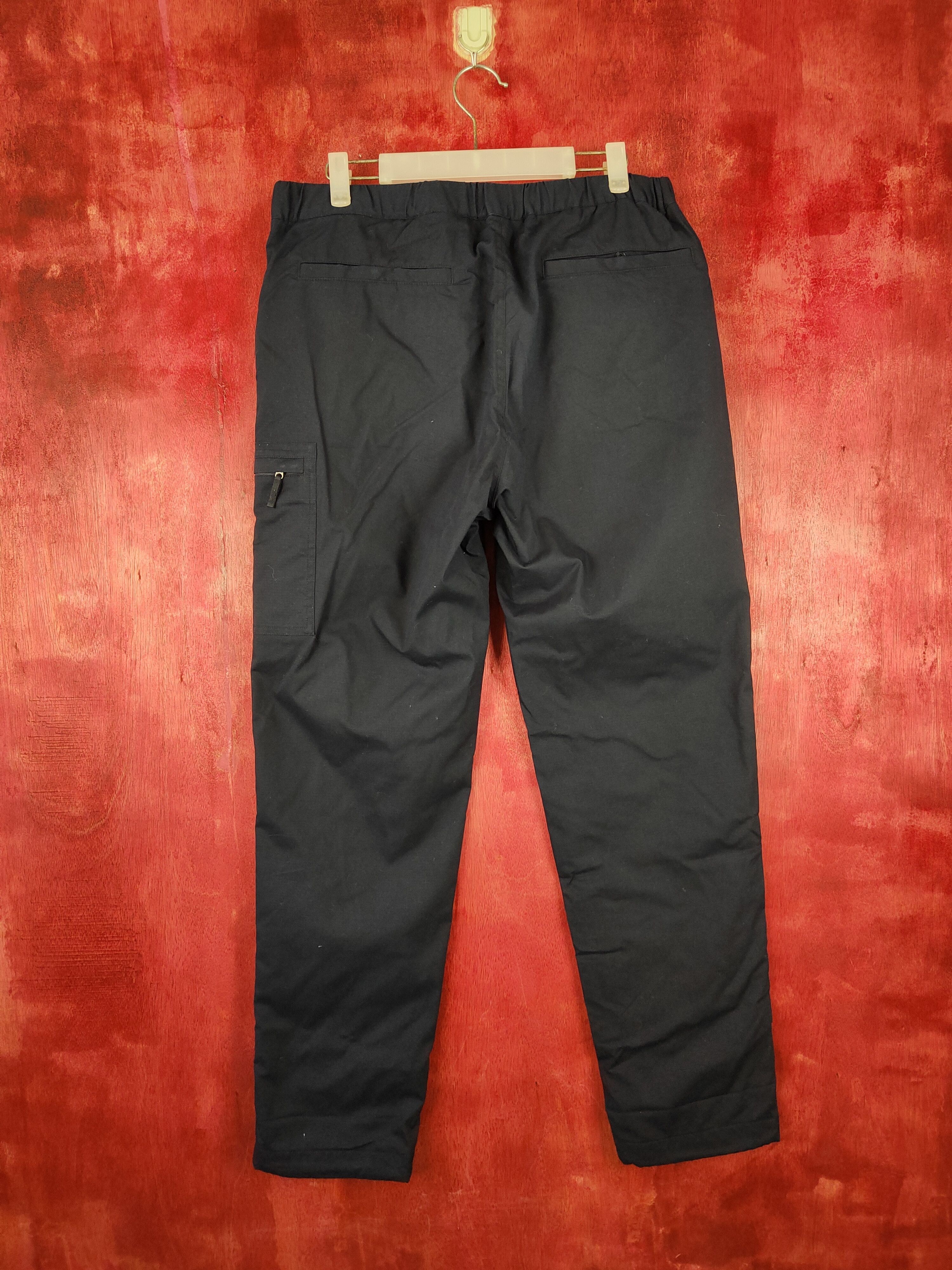 Japanese Brand × Uniqlo Uniqlo dark blue multi pocket tactical cargo pant #S347 Size US 33 - 8 Thumbnail