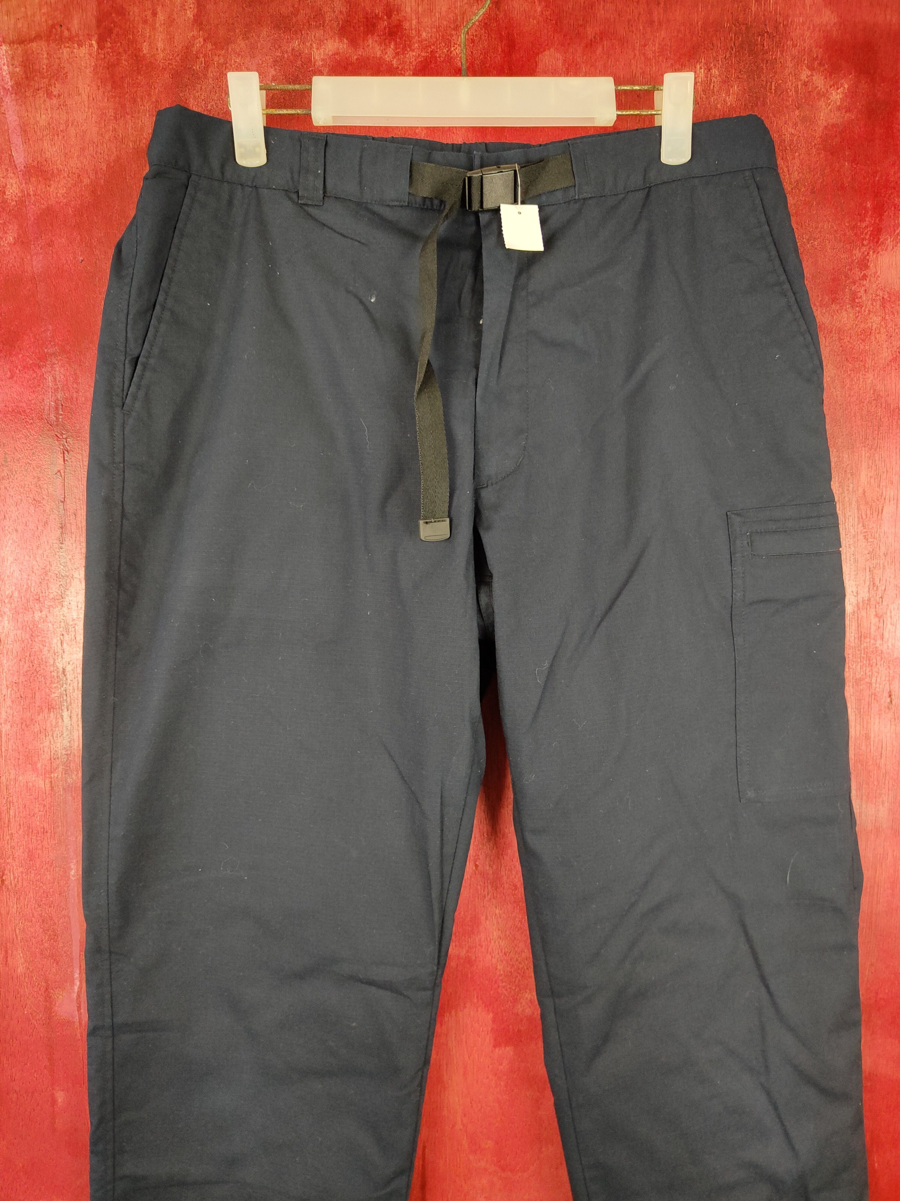 Japanese Brand × Uniqlo Uniqlo dark blue multi pocket tactical cargo pant #S347 Size US 33 - 2 Thumbnail