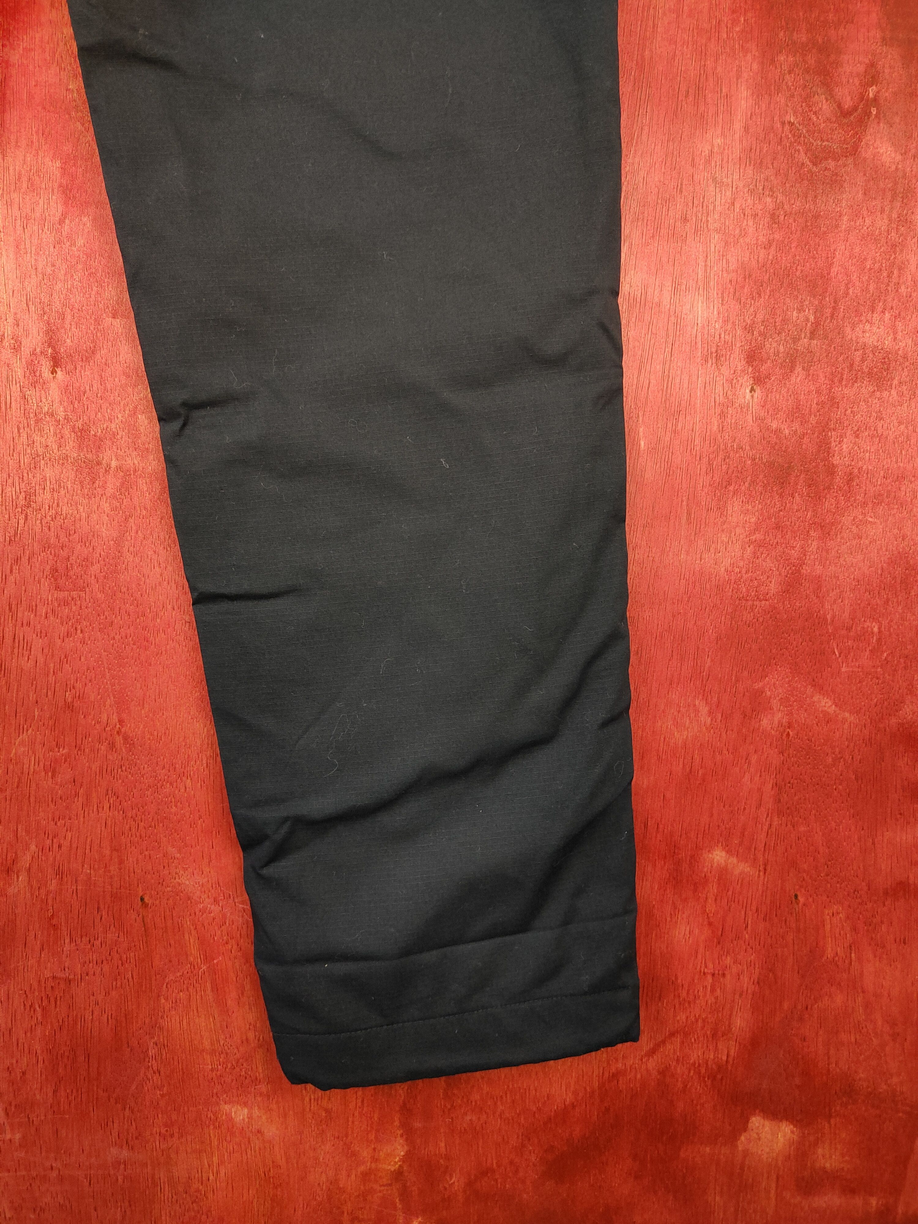 Japanese Brand × Uniqlo Uniqlo dark blue multi pocket tactical cargo pant #S347 Size US 33 - 14 Thumbnail