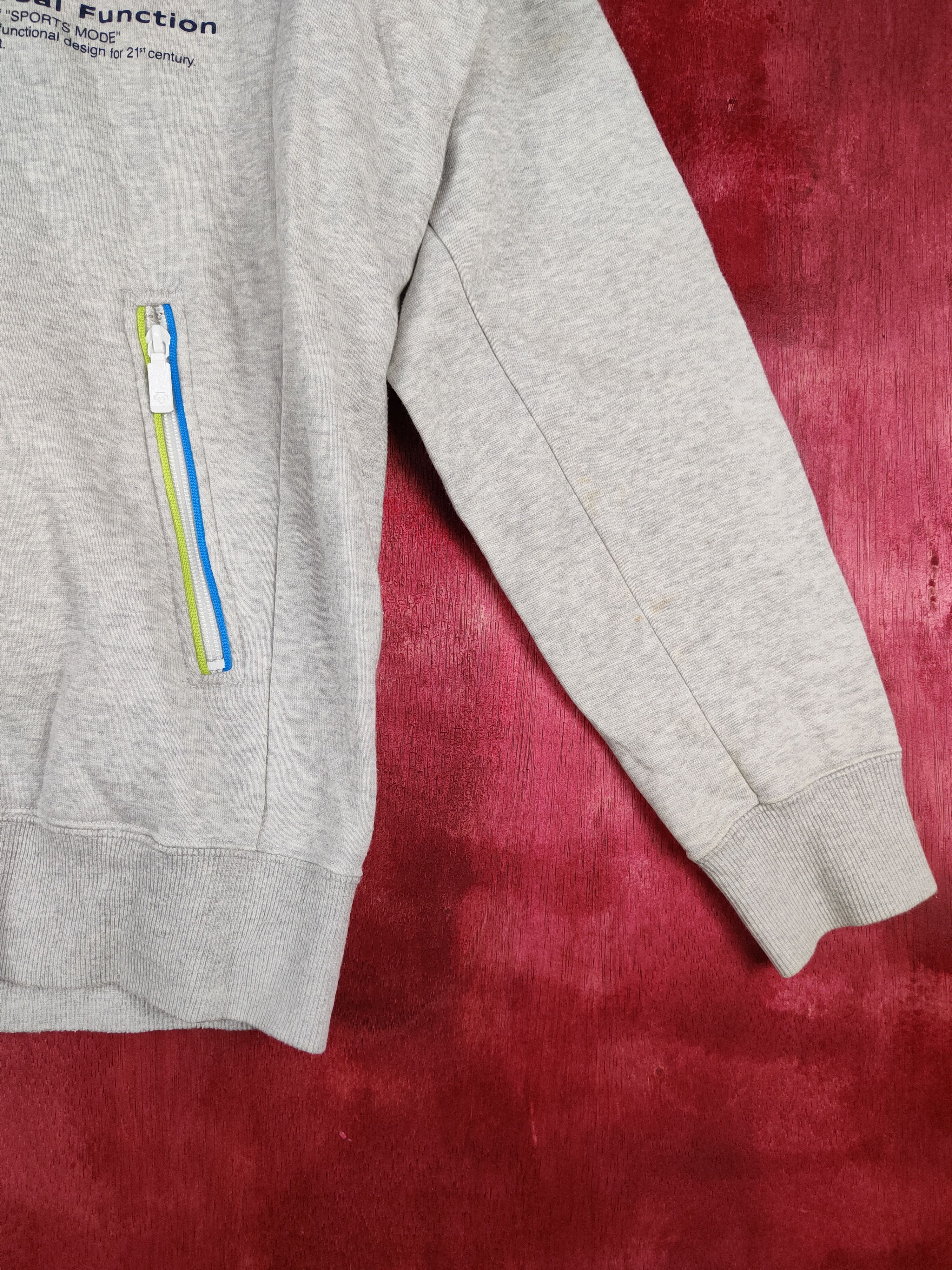 Descente × Japanese Brand Descente Gray vintage sportwear Sweater #4697 Size US XL / EU 56 / 4 - 7 Thumbnail
