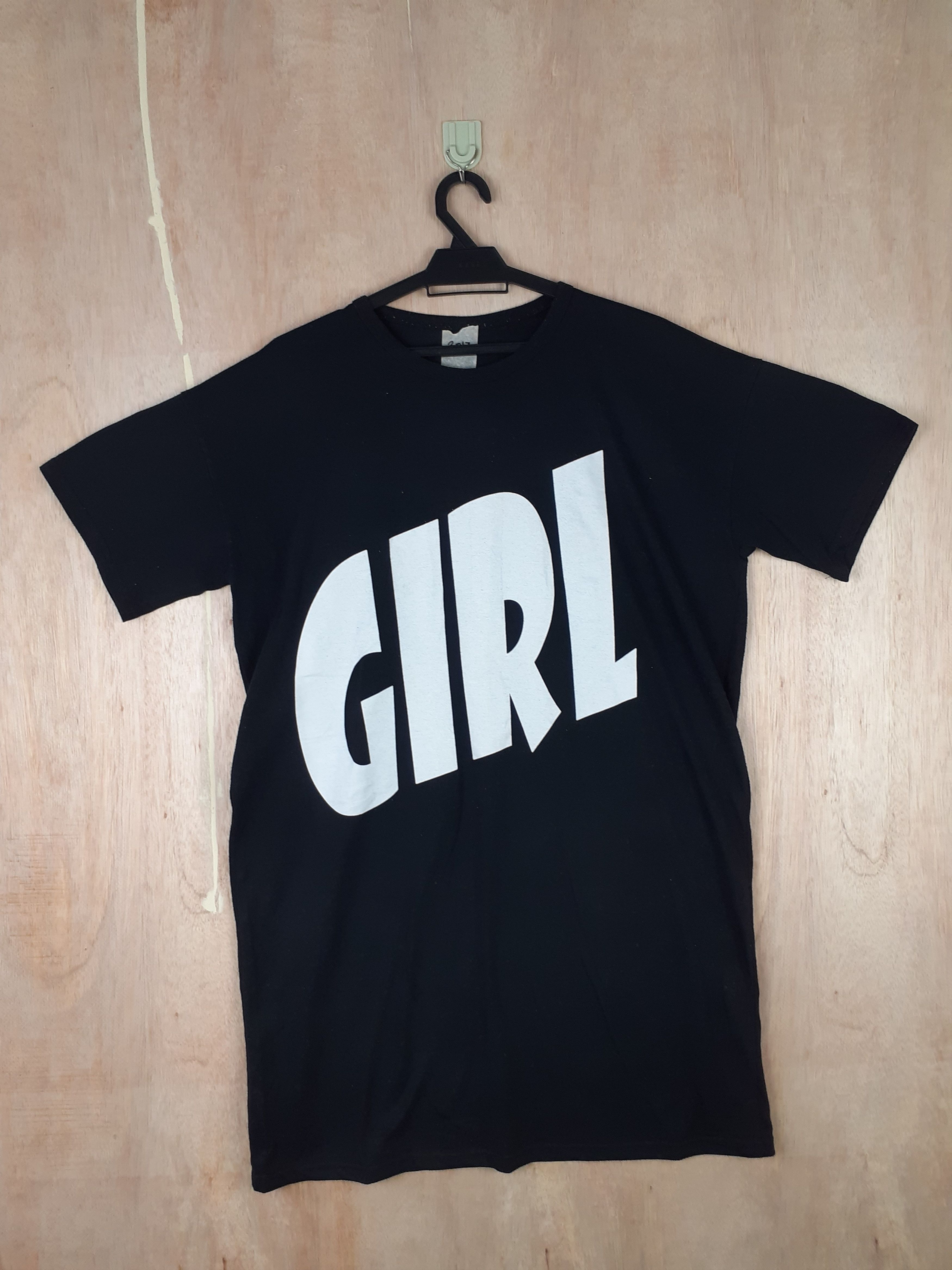 Japanese Brand Girl black Tshirt #3017 Size XL / US 12-14 / IT 48-50 - 1 Thumbnail