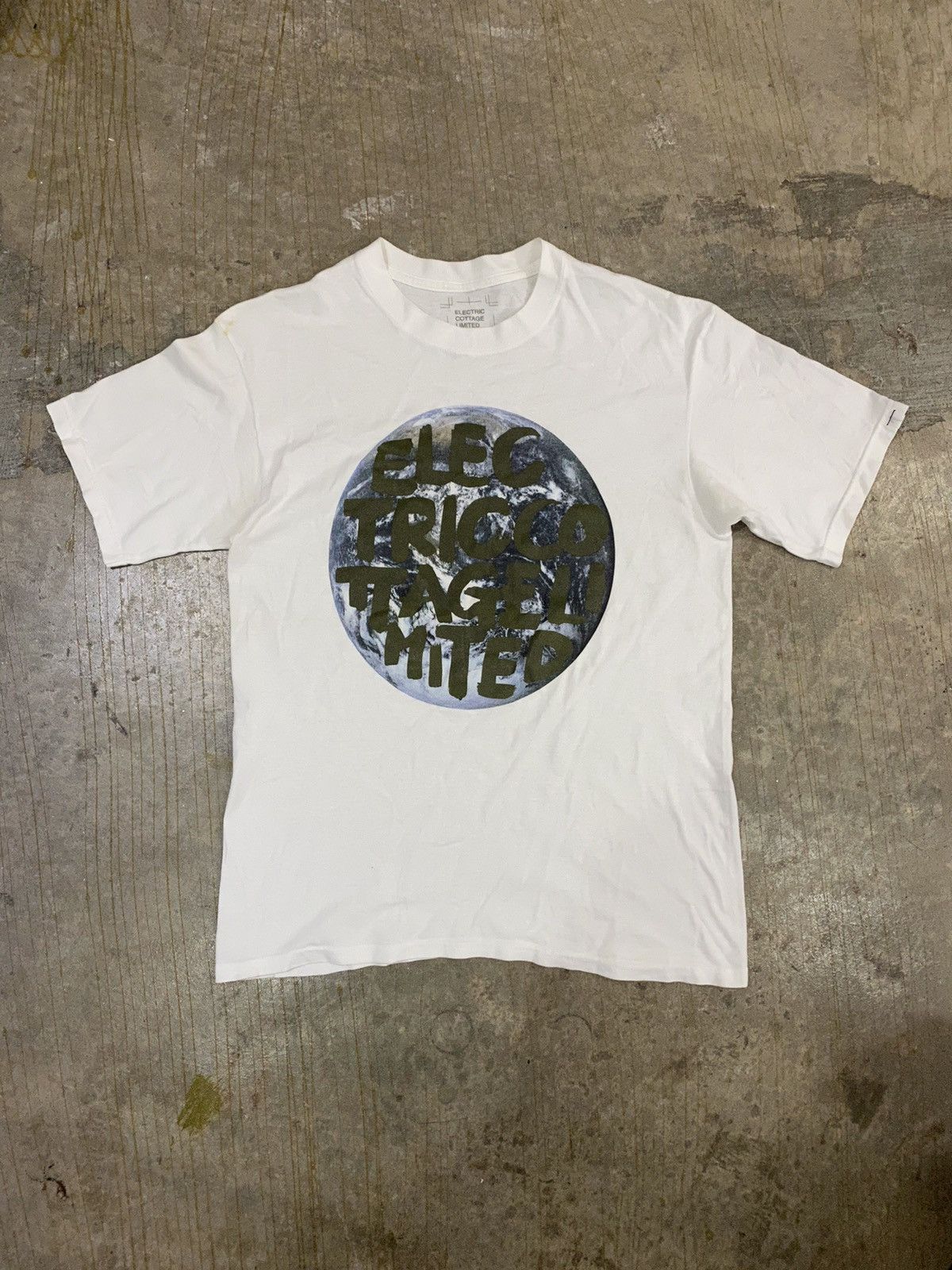 Electric Cottage × Fragment Design × Hiroshi Fujiwara 2001 ELECTRIC COTTAGE unreleased tee by Hiroshi Fujiwara Size US M / EU 48-50 / 2 - 3 Thumbnail