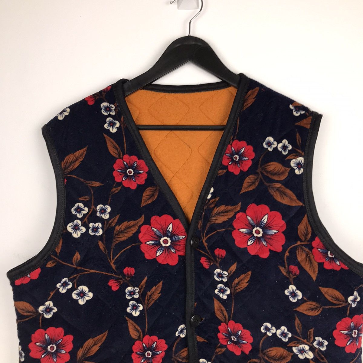 Designer × Japanese Brand × Vintage Vintage Japanese Flower Motion Design Quilted Vest Jacket Size US L / EU 52-54 / 3 - 2 Thumbnail