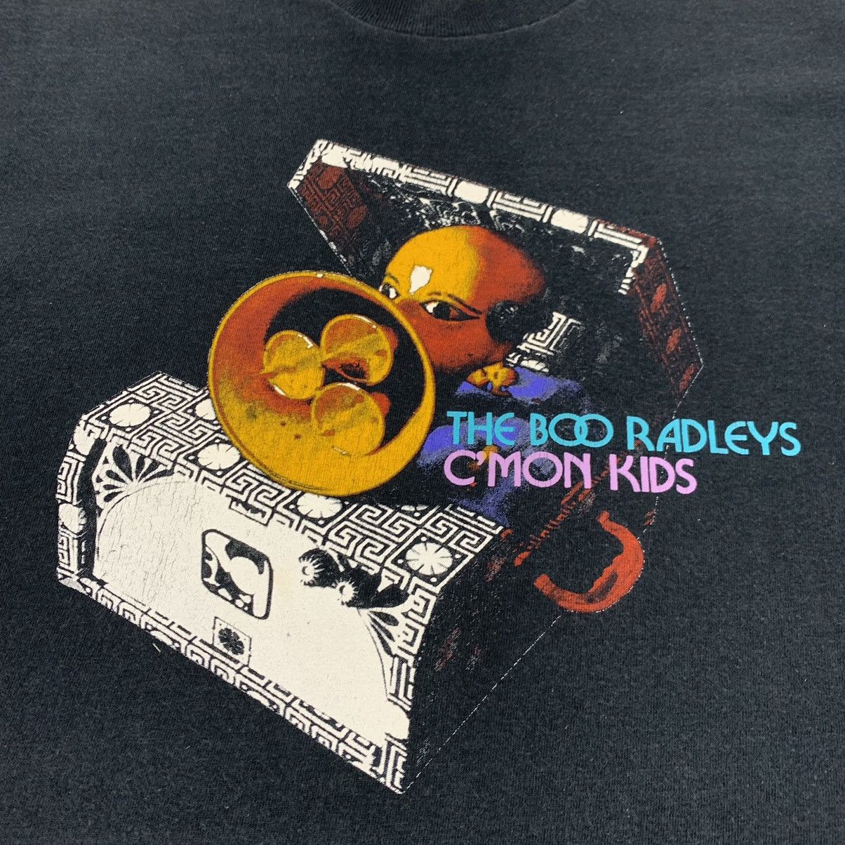 Band Tees Vintage The Boo Radleys Band C’mon Kids Album Promote Shirt Size US S / EU 44-46 / 1 - 5 Thumbnail
