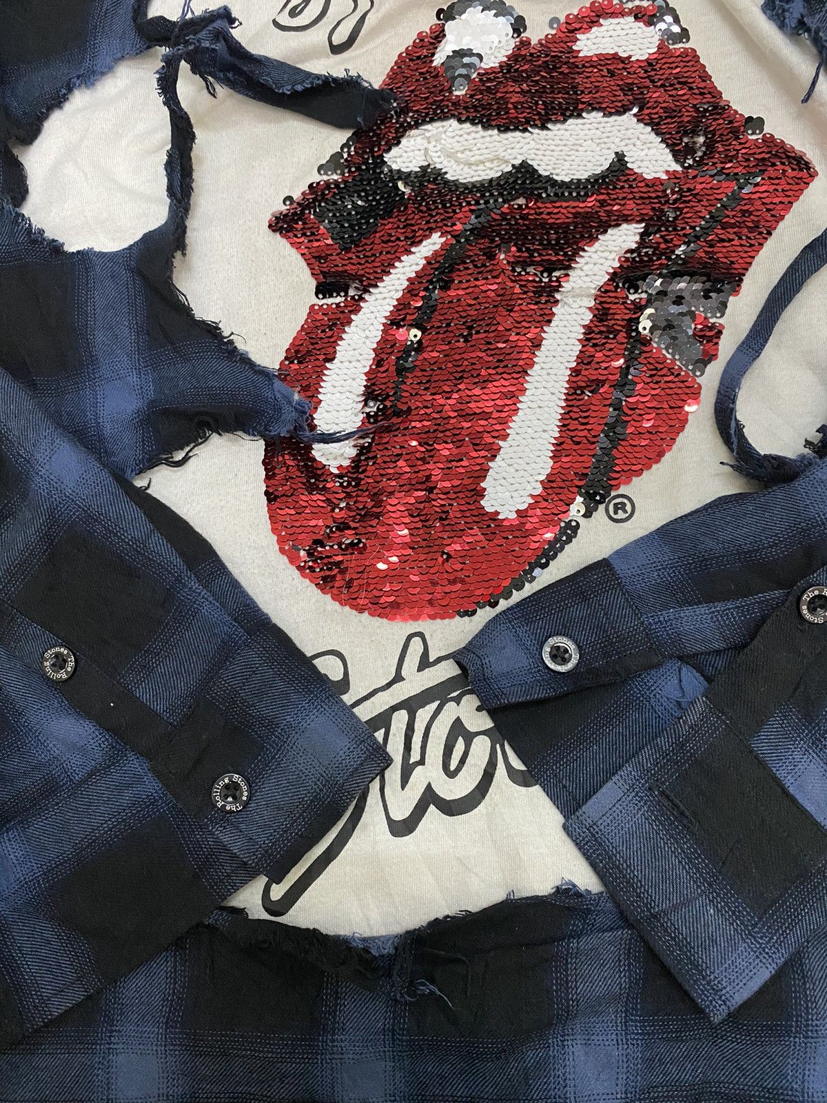Band Tees × The Rolling Stones Rare The Rolling Stones Distressed Style Flannel Size US L / EU 52-54 / 3 - 9 Thumbnail