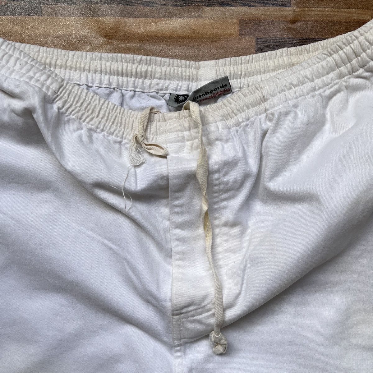Vintage Bitch Skateboards Japan Shorts Streetwear Vintage 1990s Size US 31 - 8 Thumbnail