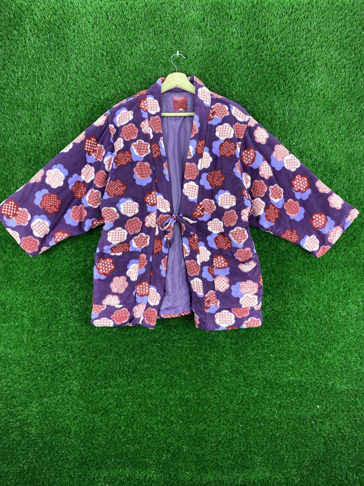 Japanese Brand × Vintage Vintage Kimono Fleece Floral Design Japanese Size US M / EU 48-50 / 2 - 1 Thumbnail