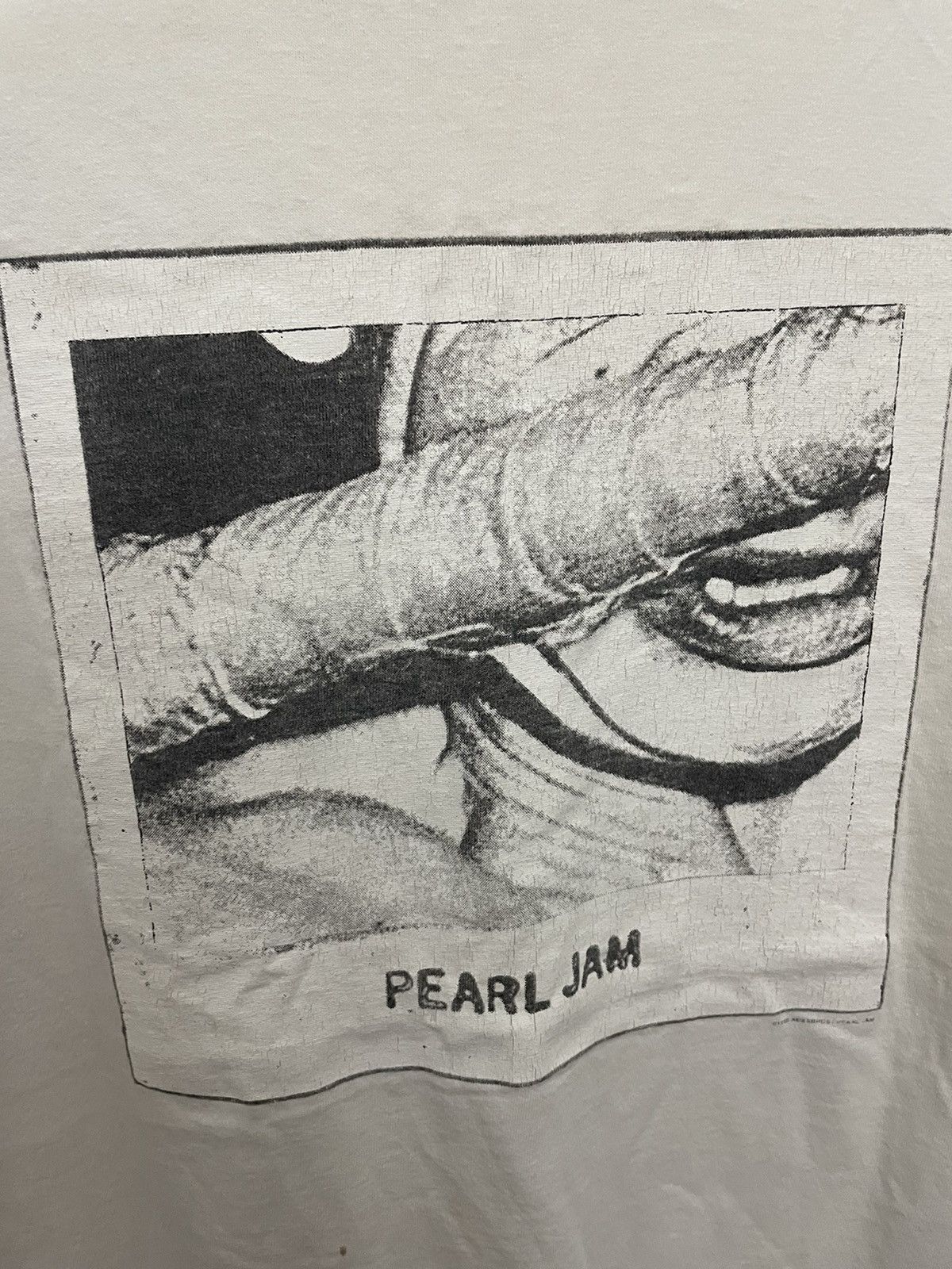 Band Tees × Vintage Vintage Pearl Jam Ames Bros Tee Shirt Size US XL / EU 56 / 4 - 2 Thumbnail