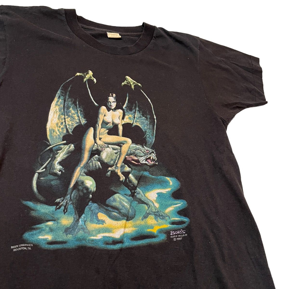 Vintage 1987 Boris Vallejo Winged Lady On A Sea Monster Tee Size US M / EU 48-50 / 2 - 2 Thumbnail