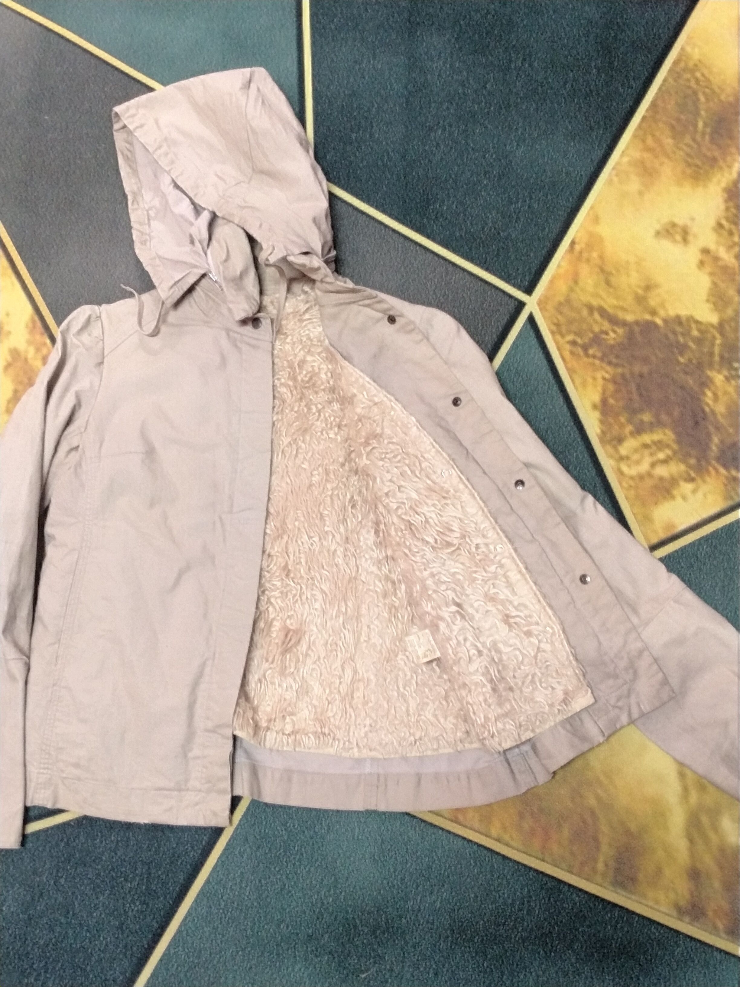 Issey Miyake TSUMORI CHISOTA REMOVEABLE SHERPA SNAP BUTTON JACKET Size S / US 4 / IT 40 - 5 Thumbnail