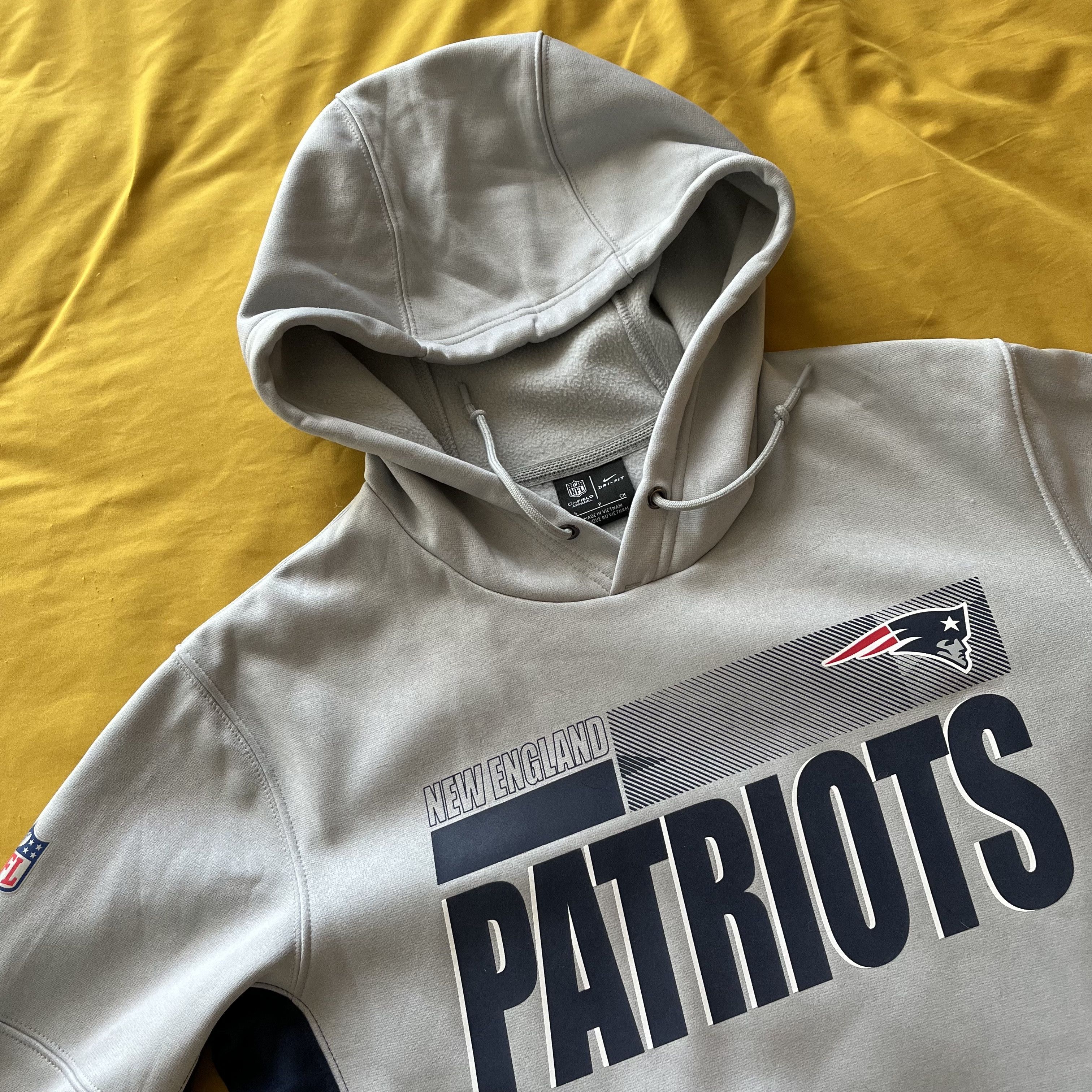 Nike New England Patriots Football Dri-Fit Hoodie Sweatshirt Size US S / EU 44-46 / 1 - 2 Thumbnail