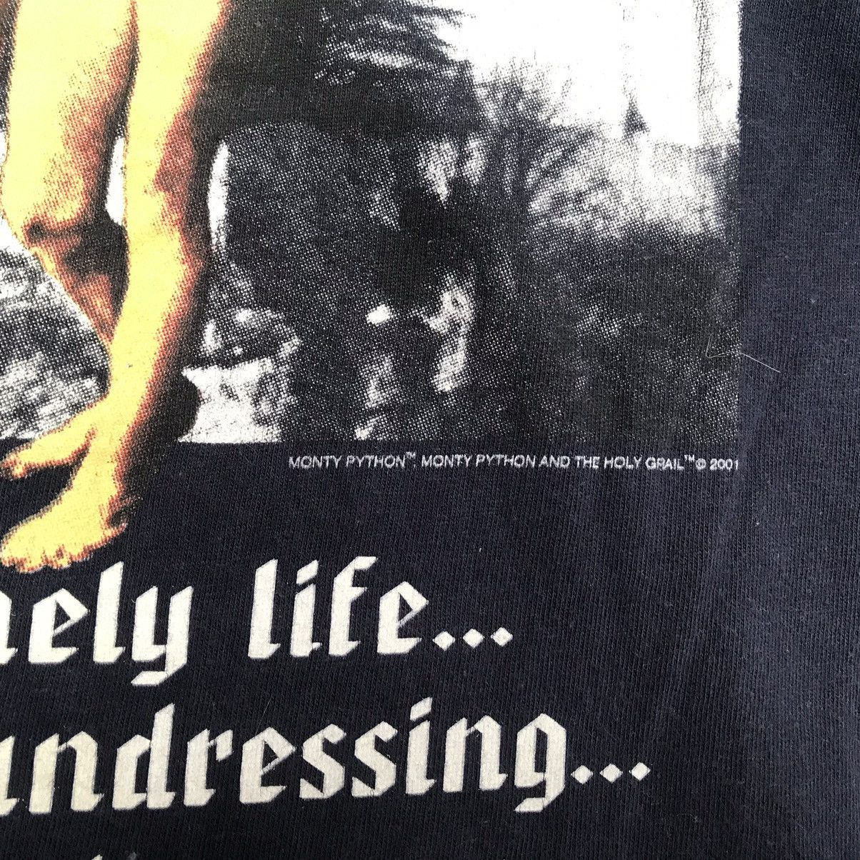 Vintage Vintage Monty Python & The Holy Grail- Castle anthrax Size US XL / EU 56 / 4 - 4 Thumbnail
