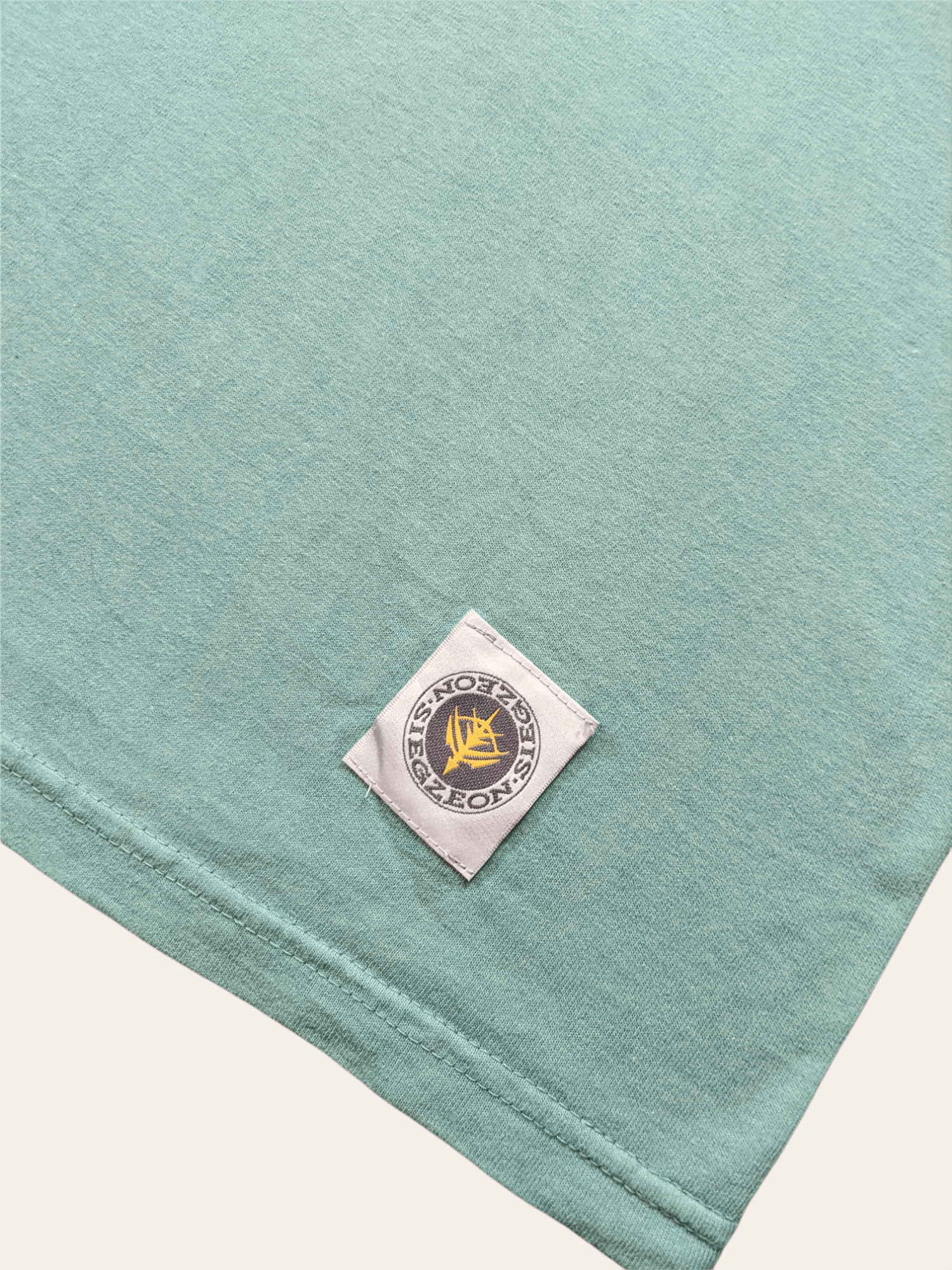 Anime × Japanese Brand × Vintage Vintage 90s Cospa Gundam Zeon Anime T shirt Size US L / EU 52-54 / 3 - 5 Thumbnail