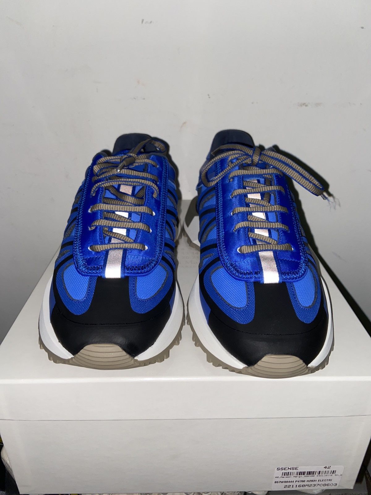 Maison Margiela Maison Margiela SSENSE exclusive 50/50 sneaker Size US 9 / EU 42 - 8 Thumbnail