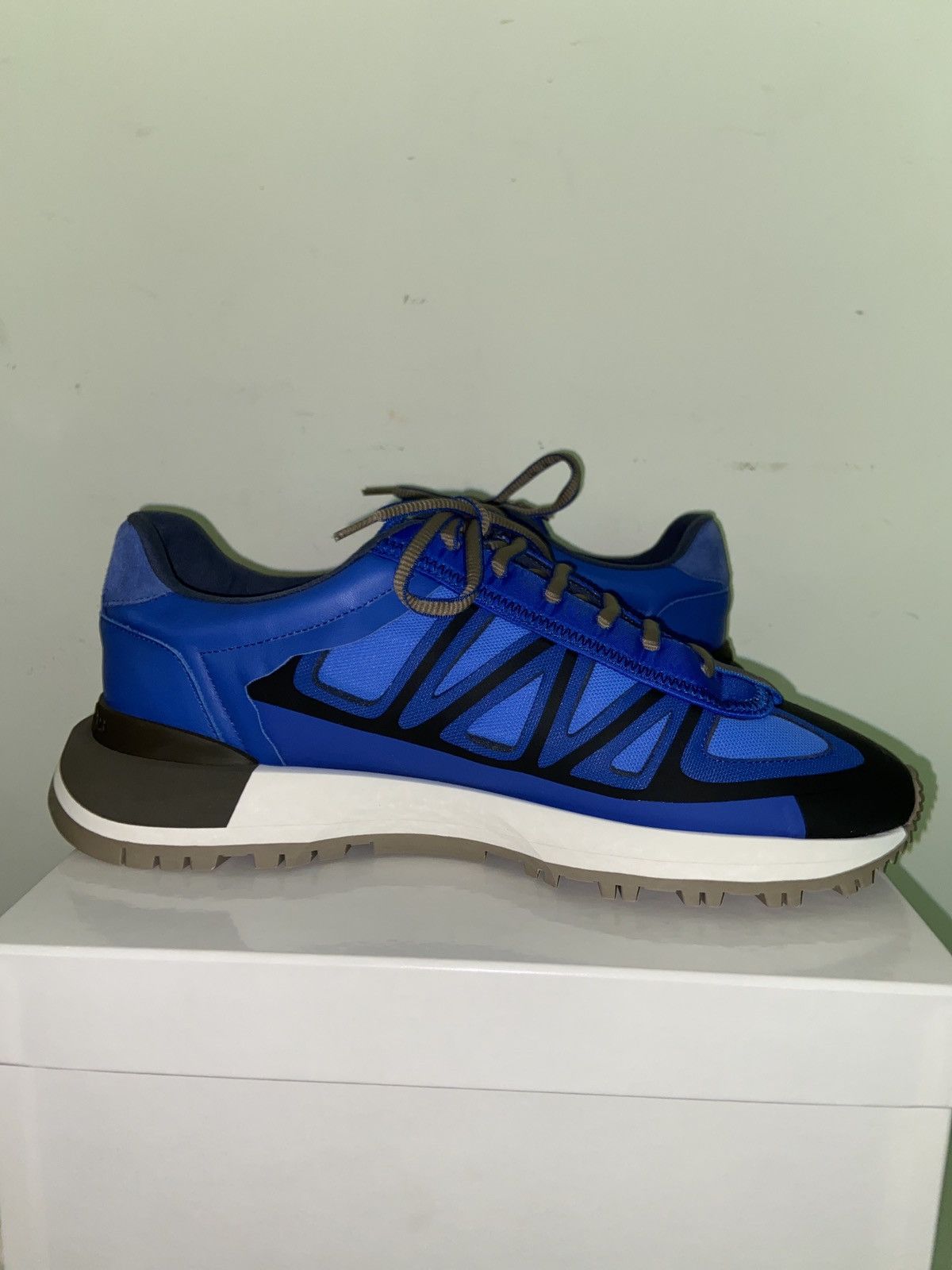 Maison Margiela Maison Margiela SSENSE exclusive 50/50 sneaker Size US 9 / EU 42 - 5 Thumbnail