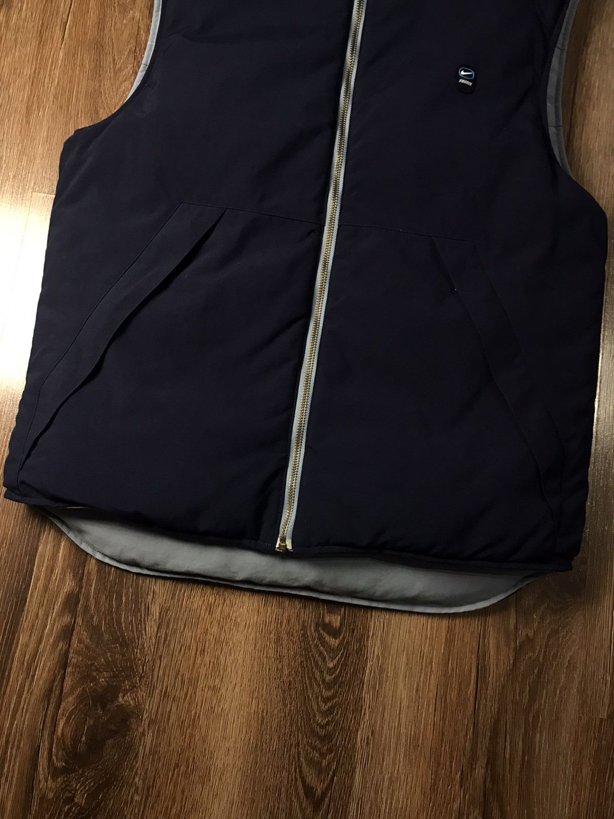 Nike × Vintage Nike Vintage Puffer Swoosh Y2K Vest Double Sided Size US M / EU 48-50 / 2 - 3 Thumbnail