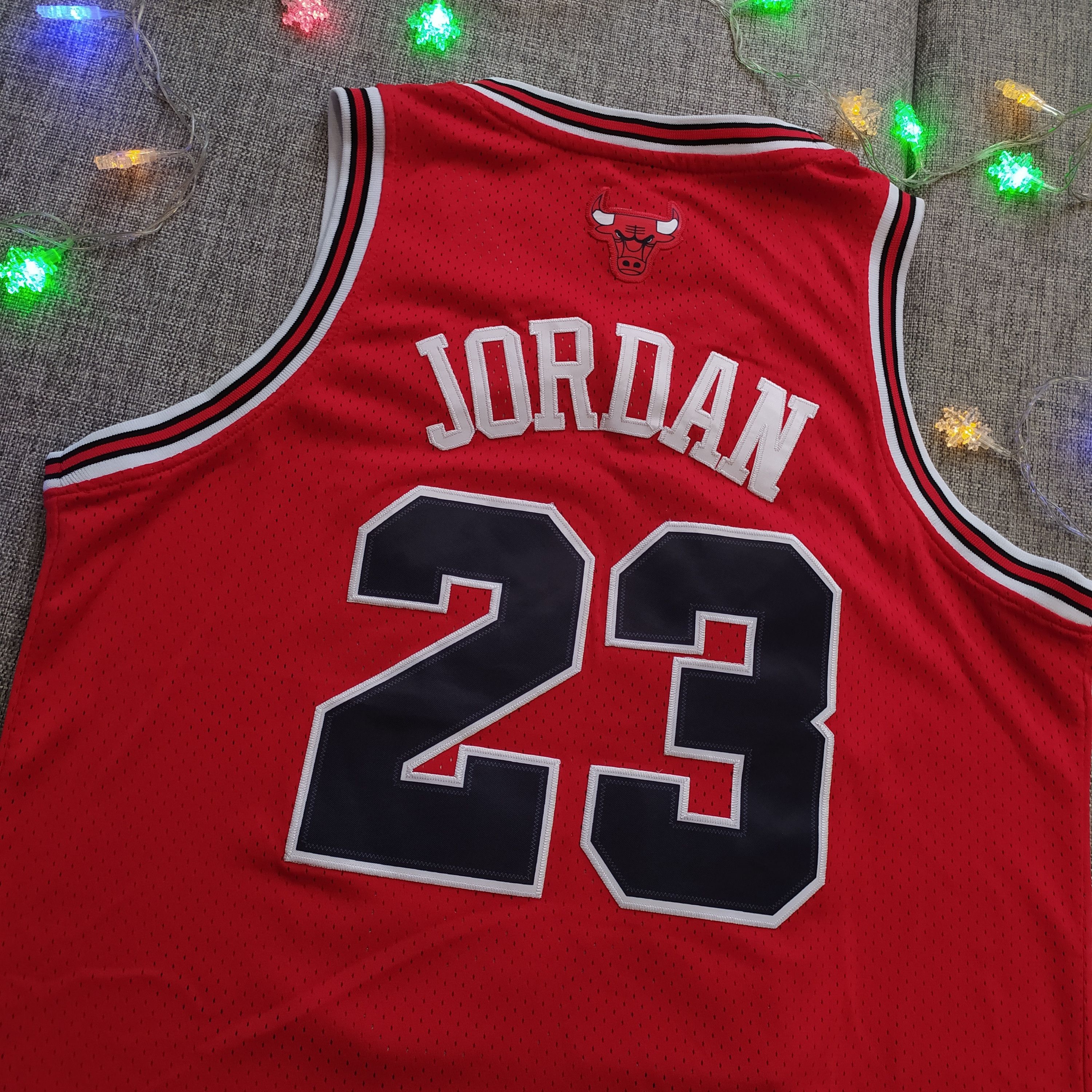 NBA × Nike Vintage 90s NBA Nike 23 Chicago Bulls Jordan Jersey Size US M / EU 48-50 / 2 - 9 Thumbnail