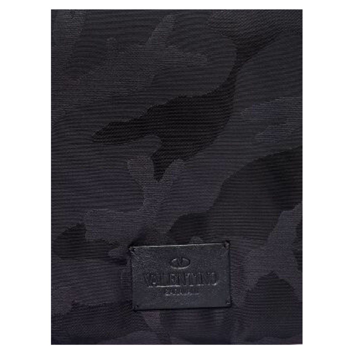 Valentino Valentino Garavani black camouflage pouch bag travel wallet Size ONE SIZE - 3 Thumbnail