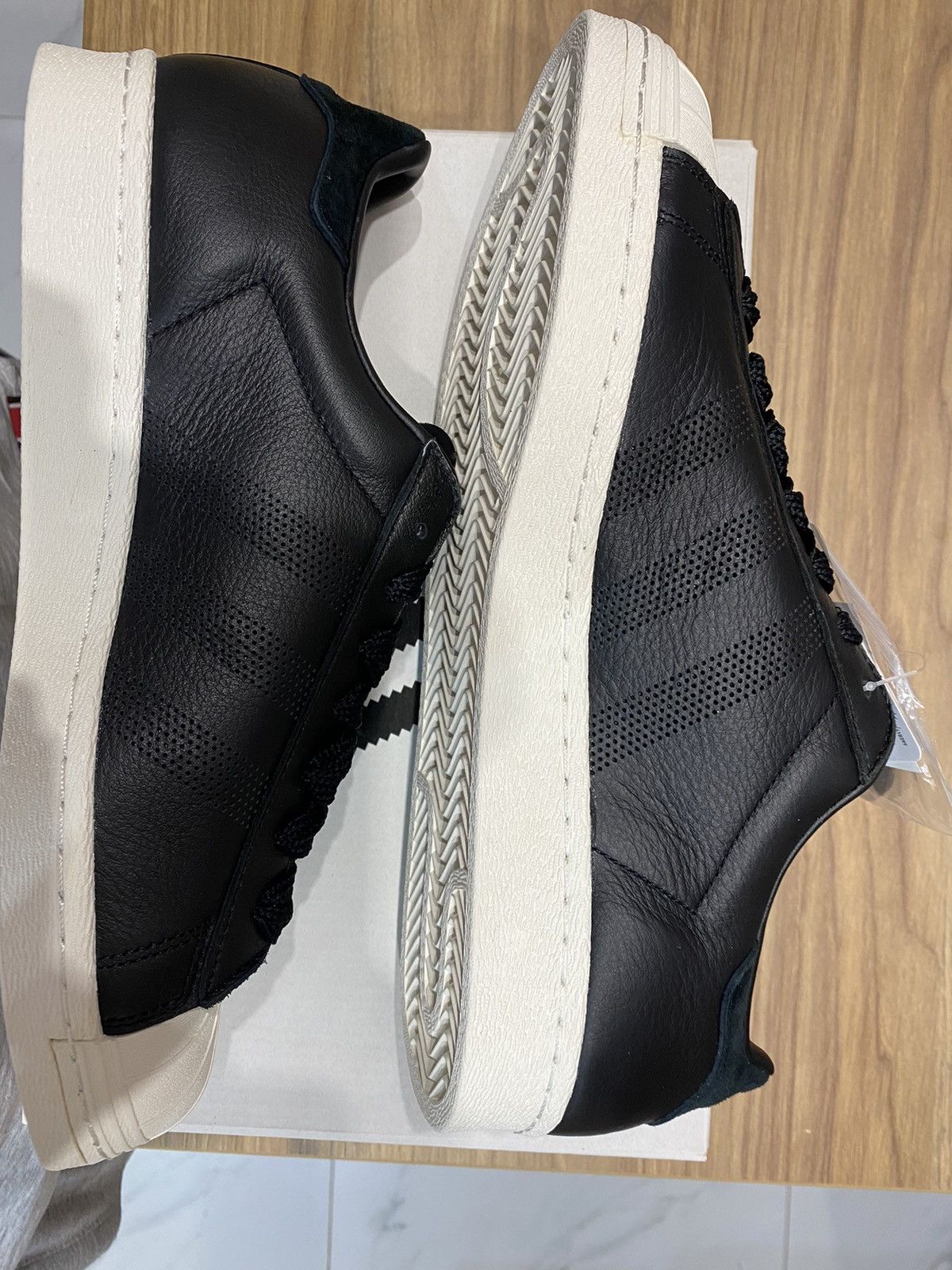 Adidas × Palace Palace Superstar Adidas Size US 9.5 / EU 42-43 - 5 Thumbnail