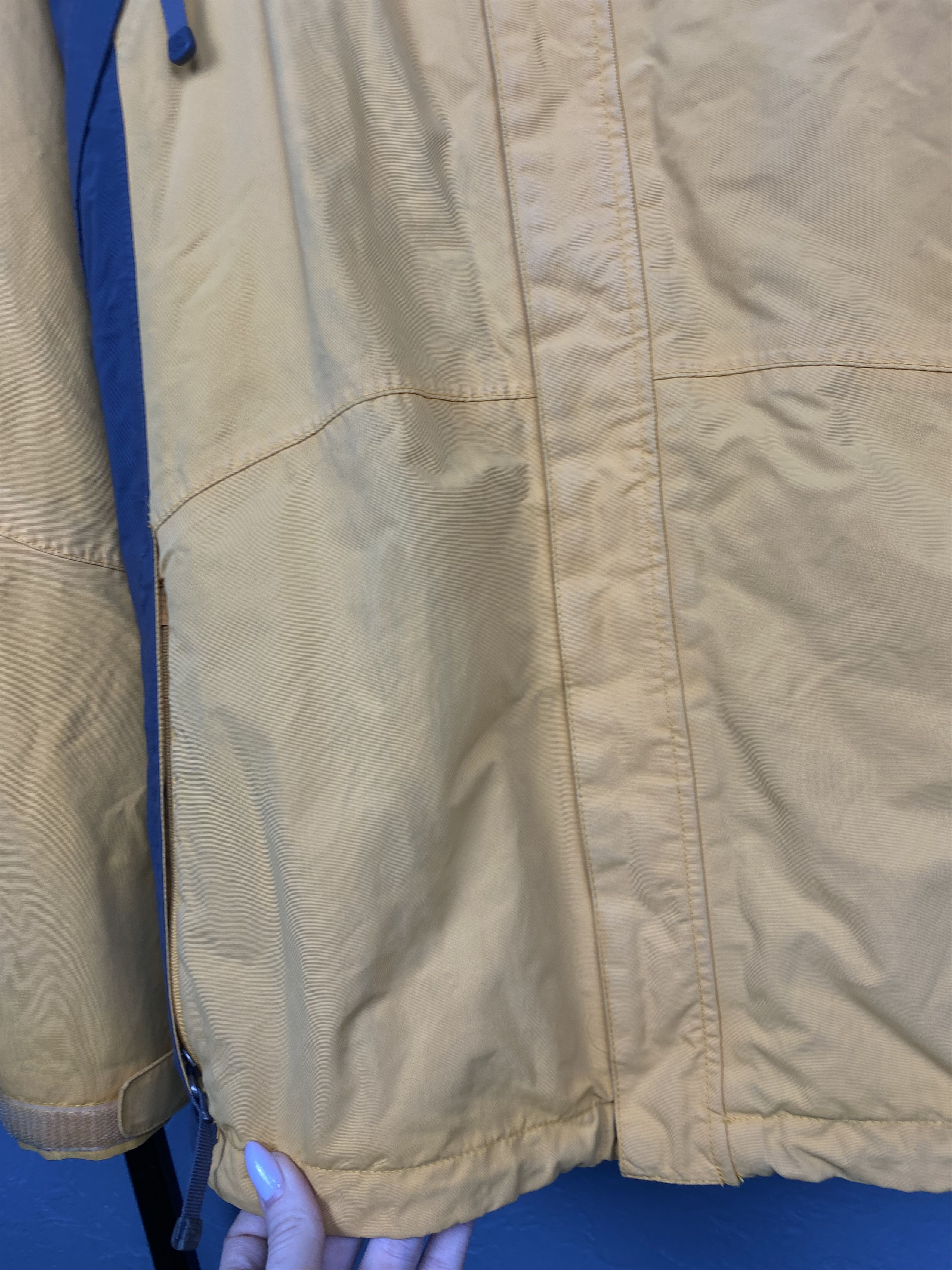 The North Face The North Face Vintage Sun Faded Jacket with Fleece Lining Size US L / EU 52-54 / 3 - 3 Thumbnail