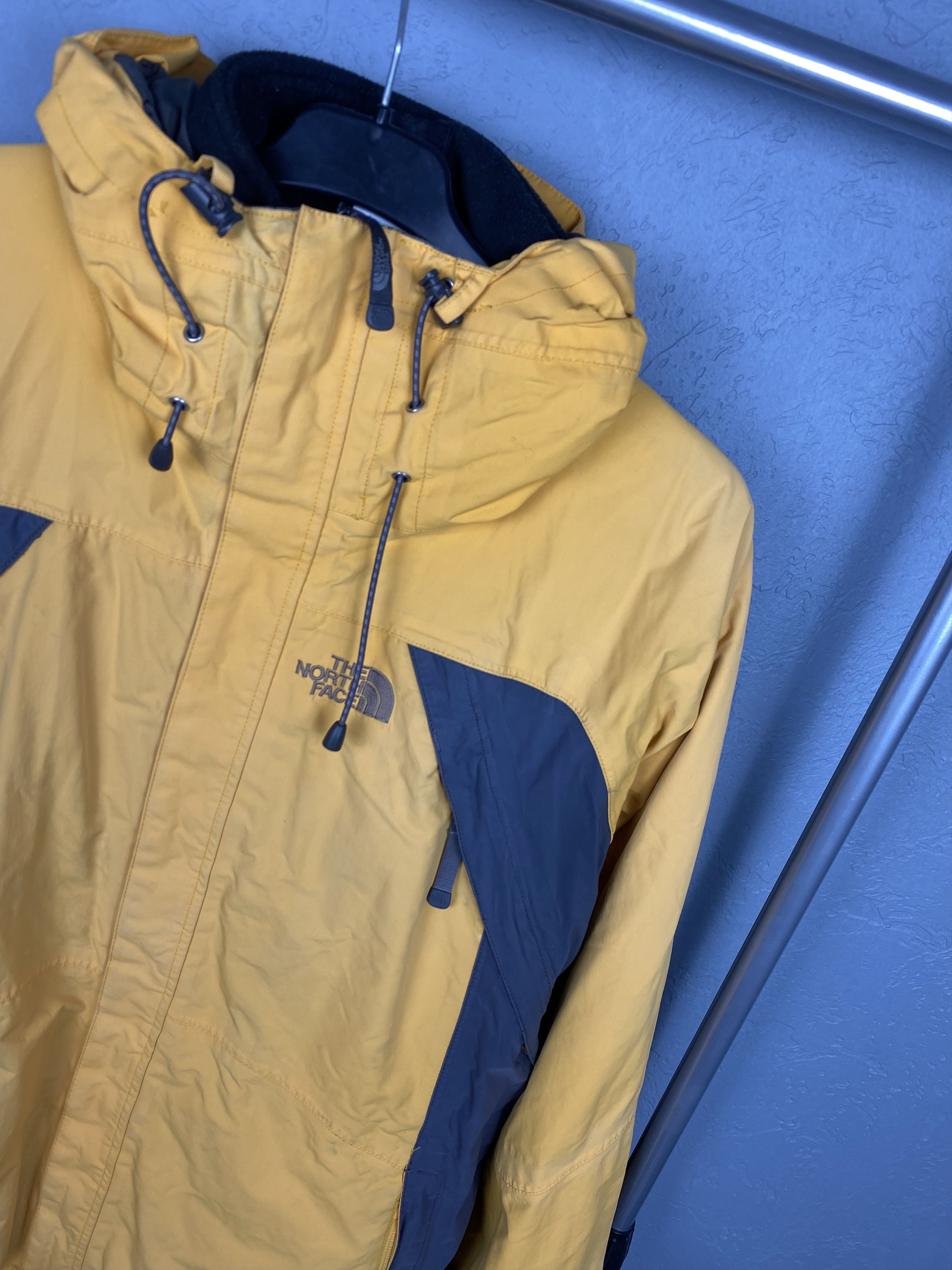 The North Face The North Face Vintage Sun Faded Jacket with Fleece Lining Size US L / EU 52-54 / 3 - 2 Thumbnail