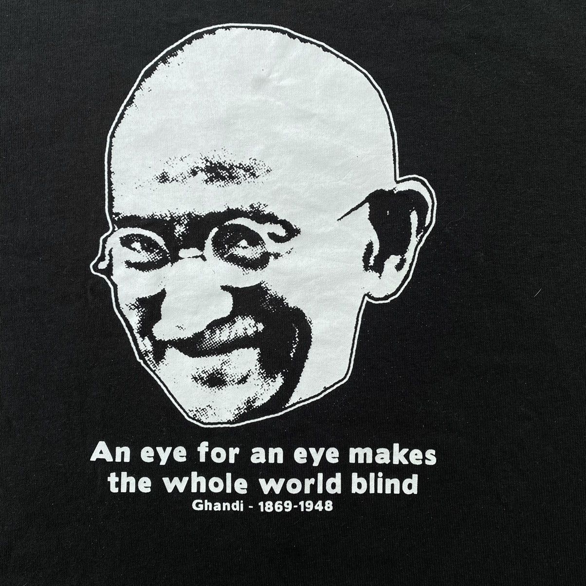 Other Vintage Y2K Mahatma Gandhi Tee Size US M / EU 48-50 / 2 - 3 Thumbnail
