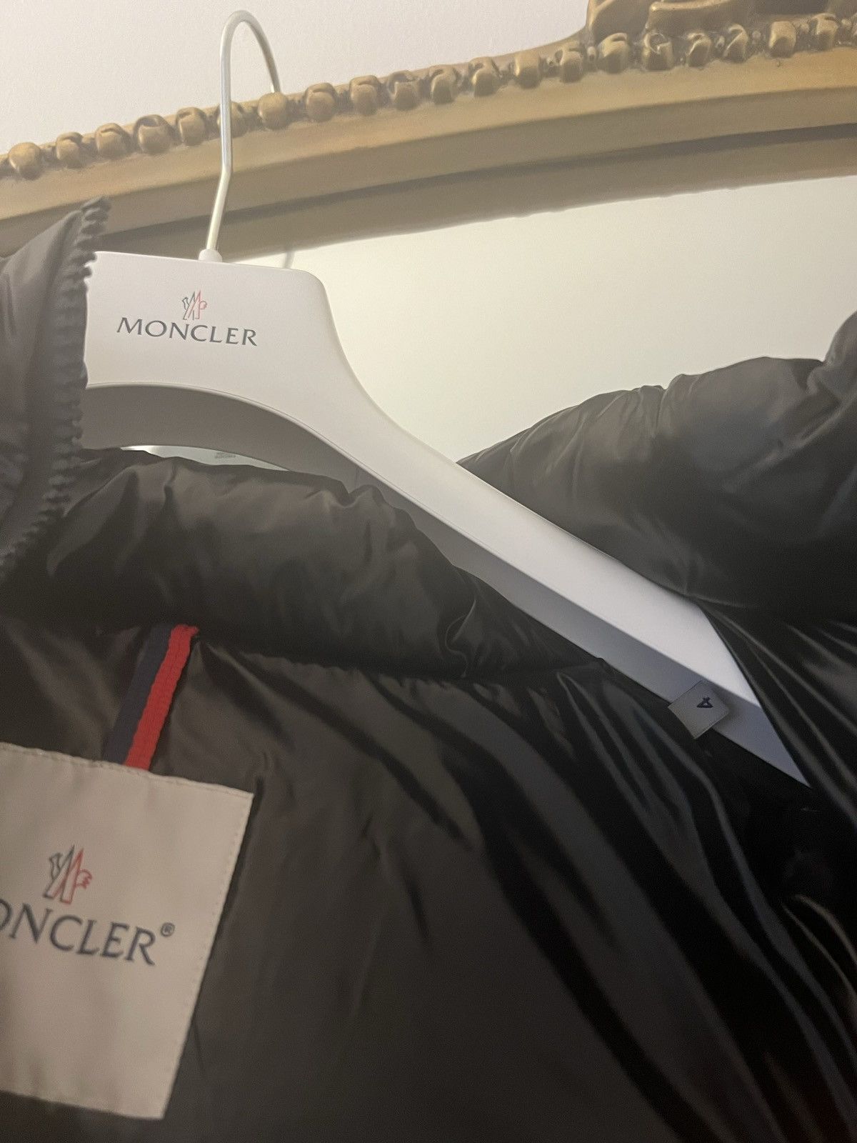 Moncler Moncler Badyfur Jacket Size S / US 4 / IT 40 - 7 Thumbnail