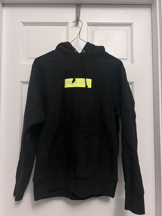 Supreme Box Logo Hoodie Hooded Sweatshirt Black Neon Yellow Logo - Size M -  FW17