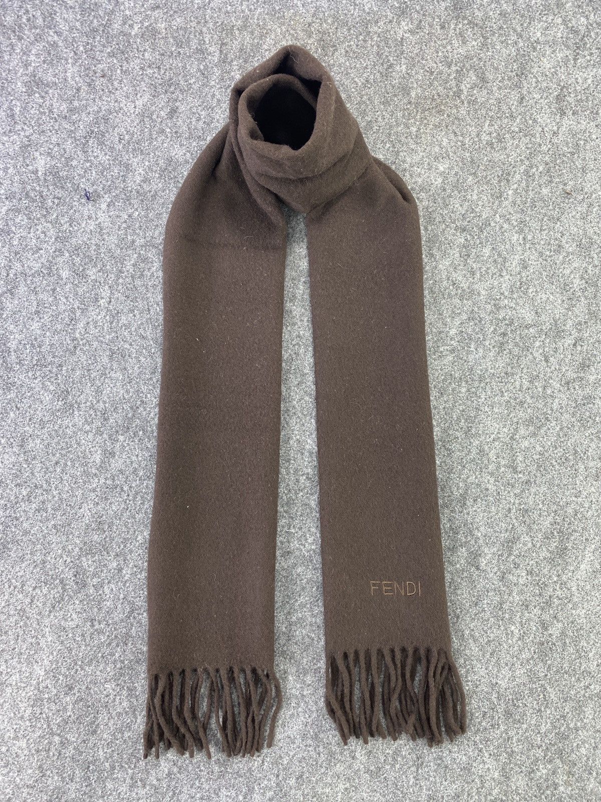 Vintage FENDI Scarf/Muffler/Neckwear -T192 Size ONE SIZE - 1 Thumbnail