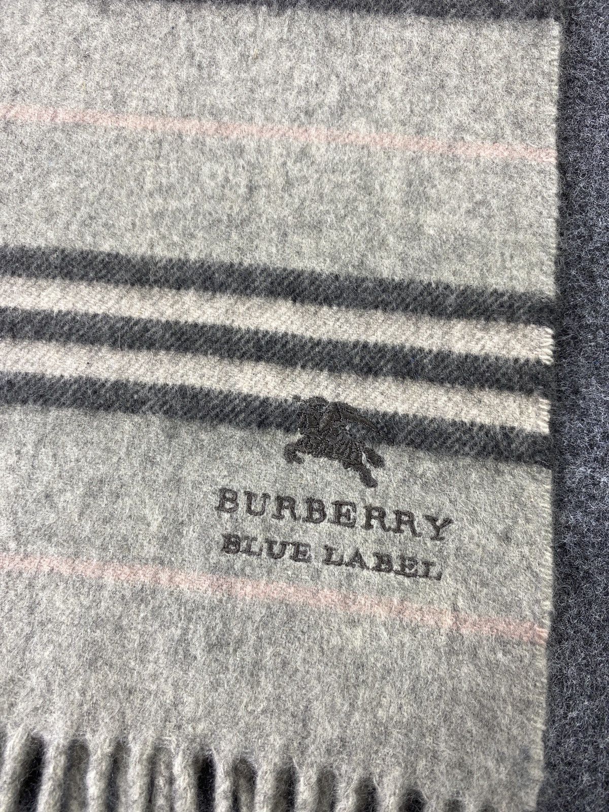 Burberry Vintage BURBERRY LONDON BLUE LABEL Scarf/Muffler -T202 Size ONE SIZE - 5 Thumbnail