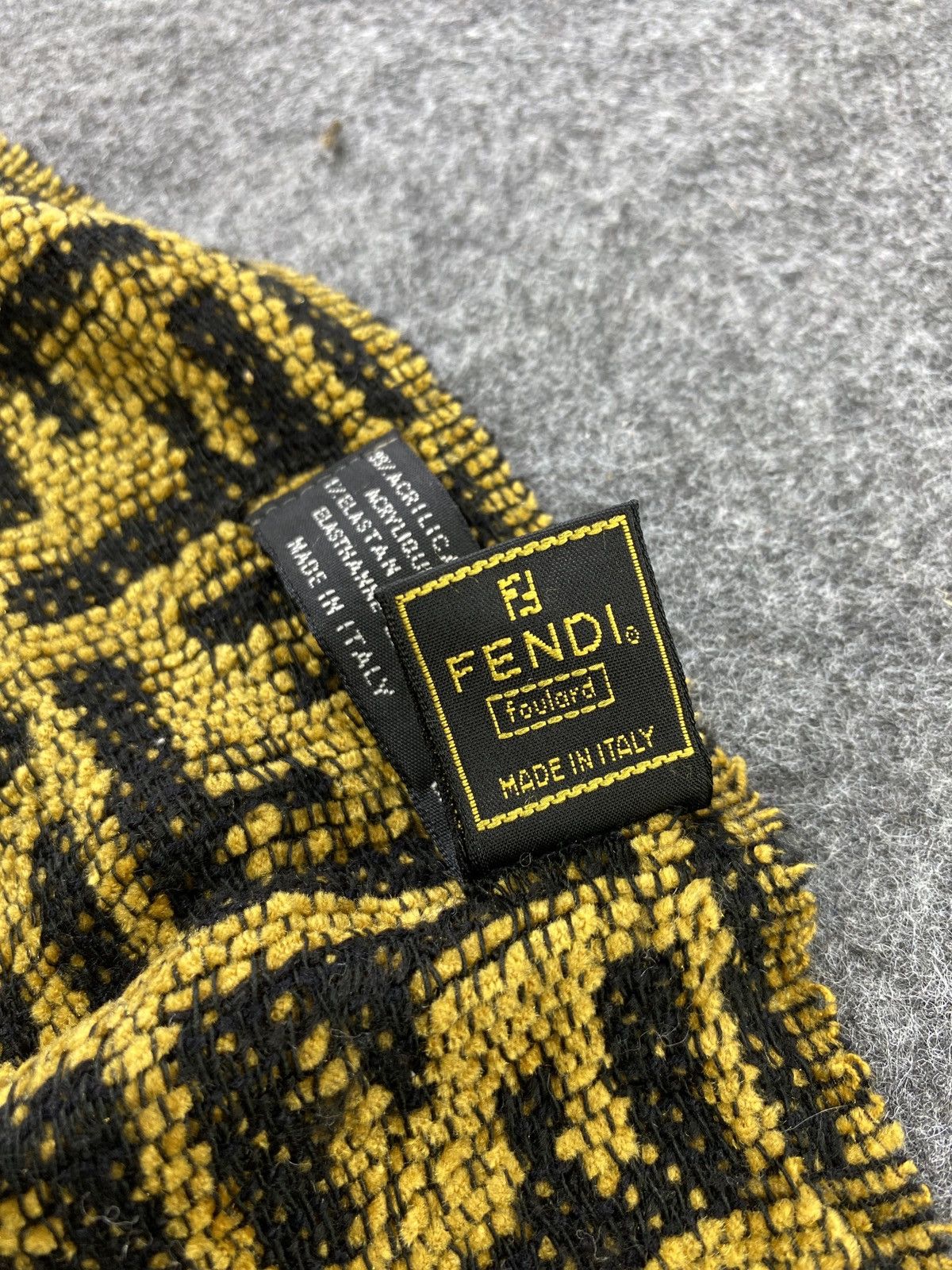 Fendi FENDI Scarf/Muffler/Neckwear -T206 Size ONE SIZE - 9 Thumbnail