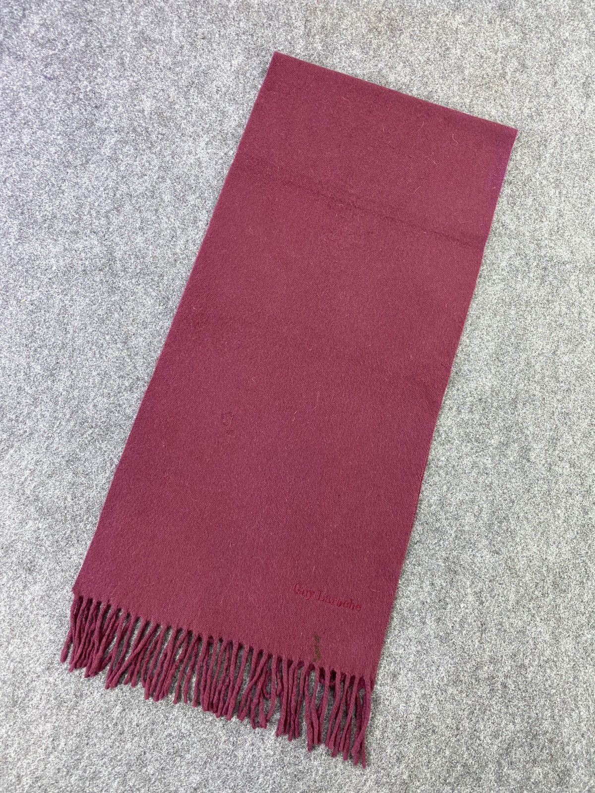 Guy Laroche GUY LAROCHE Scarf/Muffler/Neckwear -T207 Size ONE SIZE - 1 Thumbnail