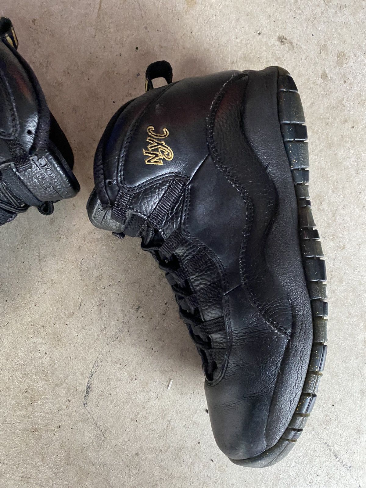 Jordan Brand Jordan 10 Retro NYC Edition Size 10 Size US 10 / EU 43 - 4 Thumbnail