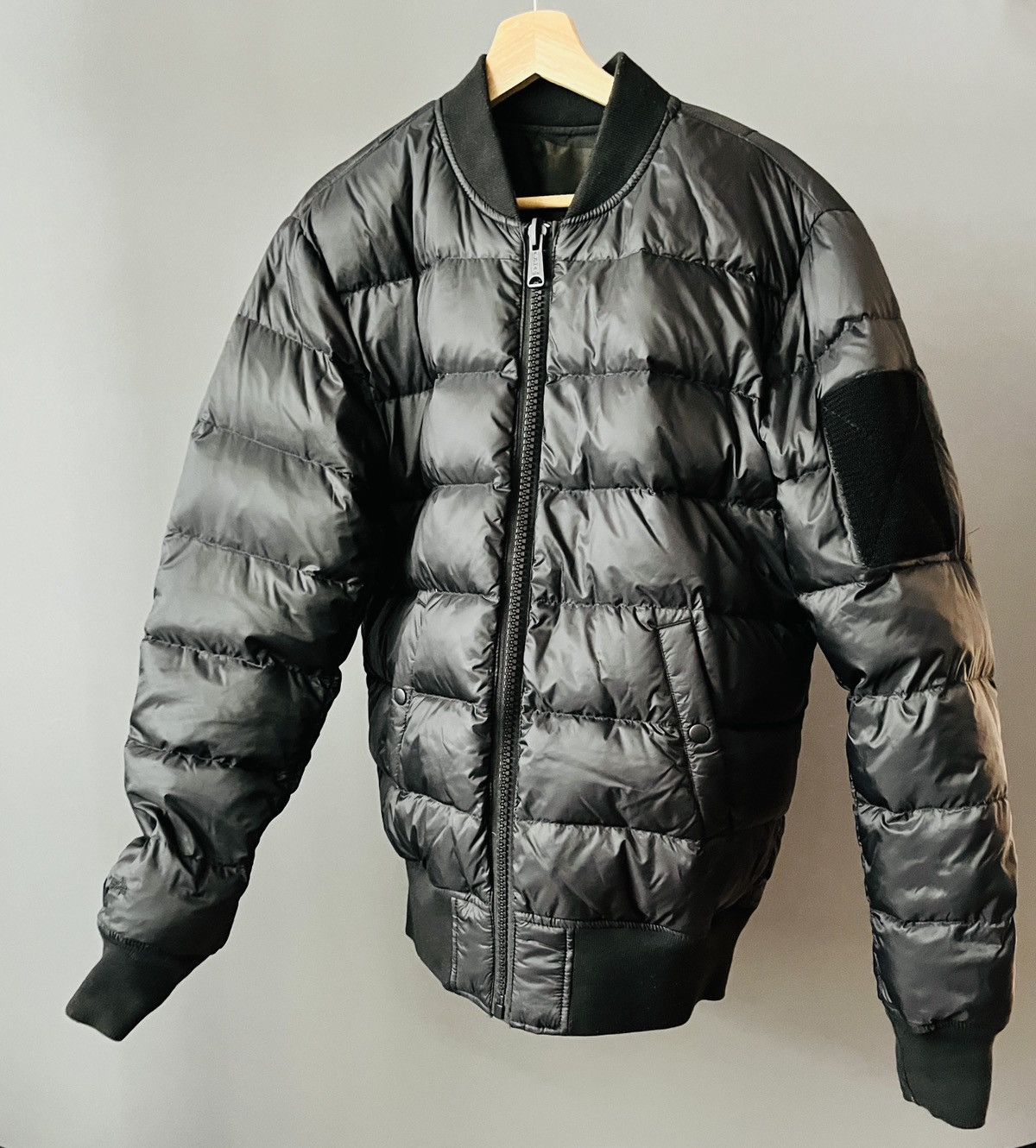 Alpha Industries Alpha Industries reversible bomber Size US L / EU 52-54 / 3 - 1 Thumbnail