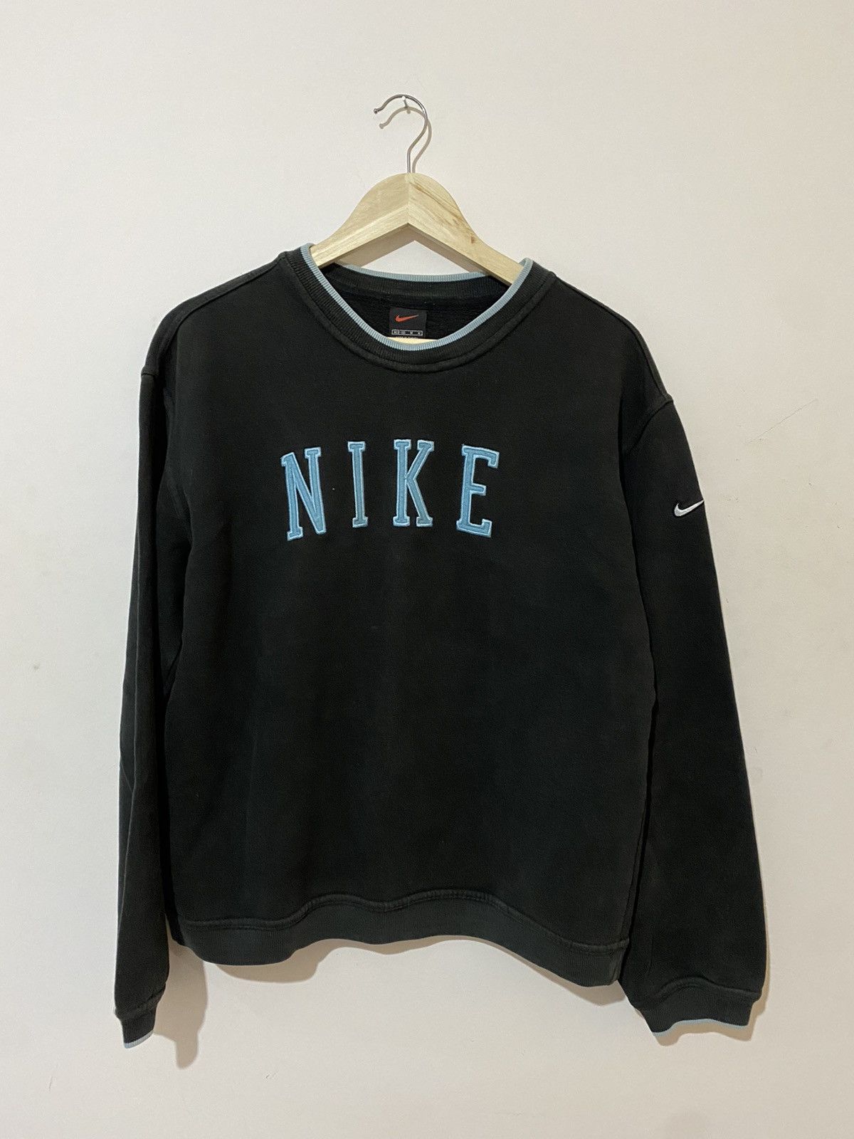 Vintage nike spellout crewneck hot sale