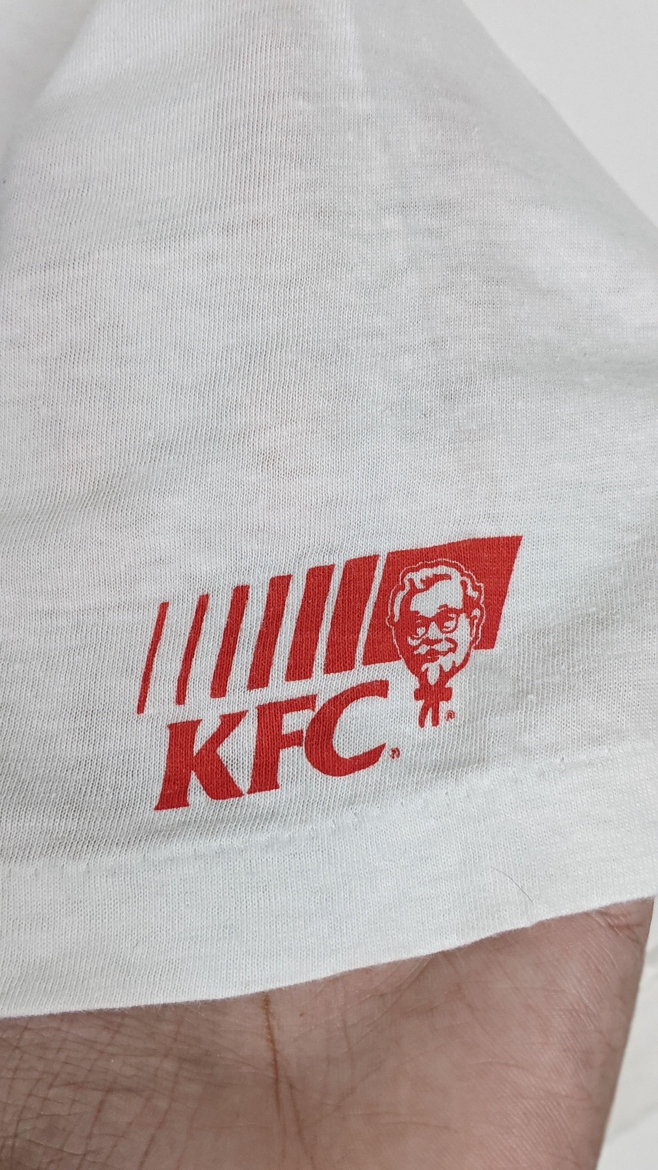 Vintage Vintage Home Alone 2 Cult Movie 90s KFC Promo shirt Size US L / EU 52-54 / 3 - 5 Thumbnail