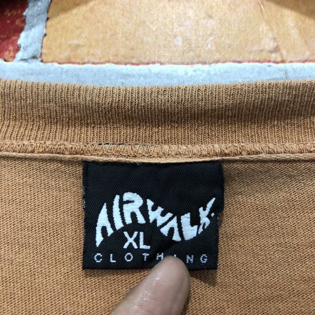 Vintage Vintage Airwalk Skateboard T-Shirt Size US XXL / EU 58 / 5 - 4 Thumbnail