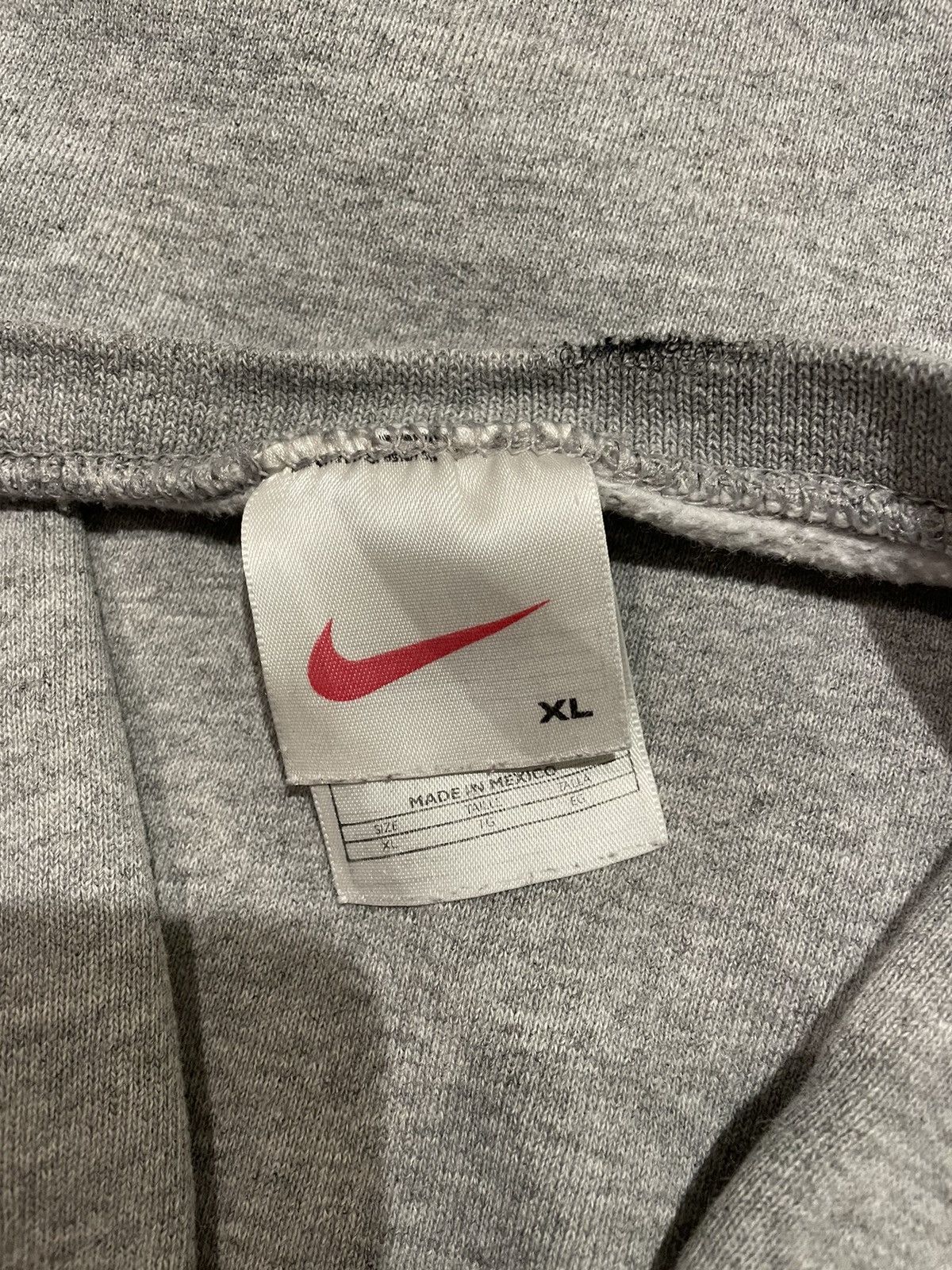 Other Vintage Nike Mini Swoosh Sweatshirt Size US XL / EU 56 / 4 - 3 Thumbnail