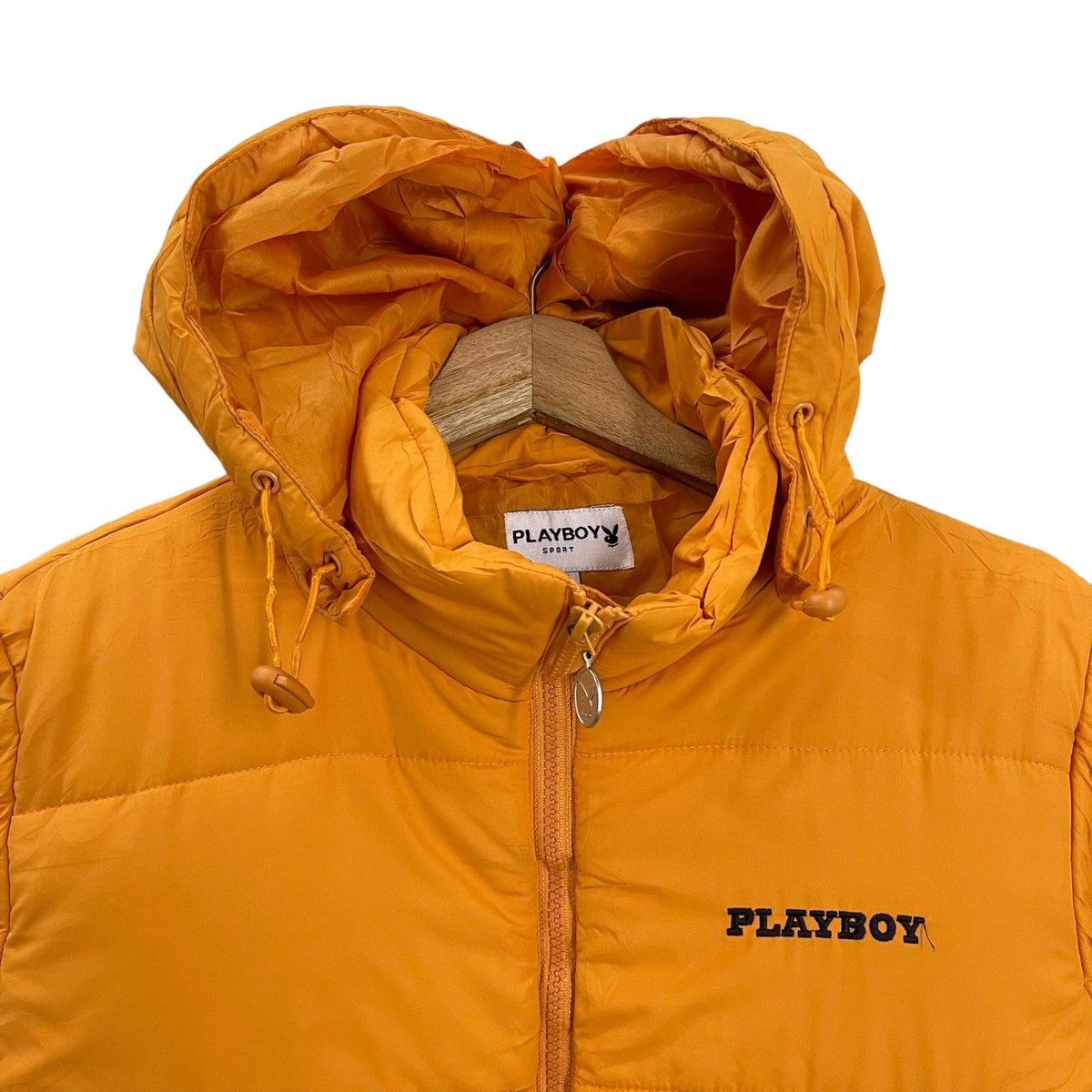 Playboy Vintage Playboy Small Logo Puffer Hoodie Jacket Size S Size US M / EU 48-50 / 2 - 4 Thumbnail