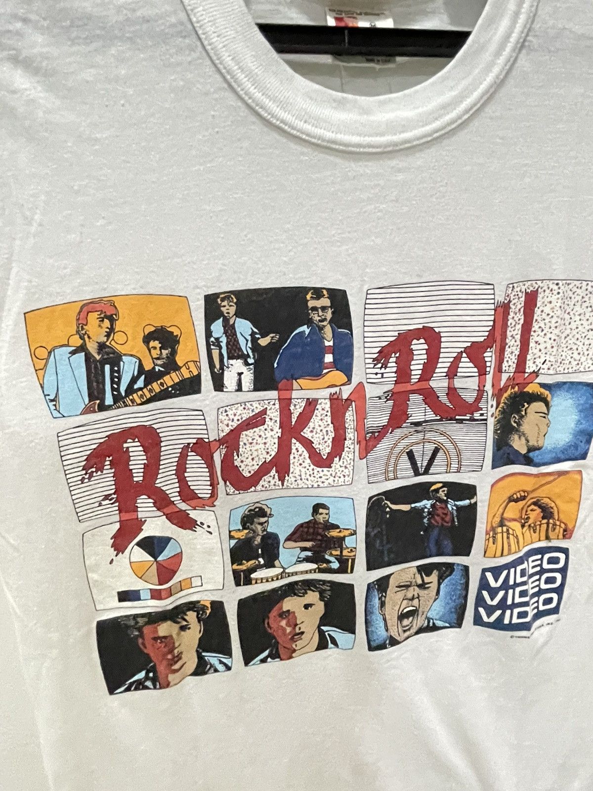 Band Tees × Vintage Vintage 80’s Rock And Roll Bowie Buddy Holly Tee Size US M / EU 48-50 / 2 - 2 Thumbnail