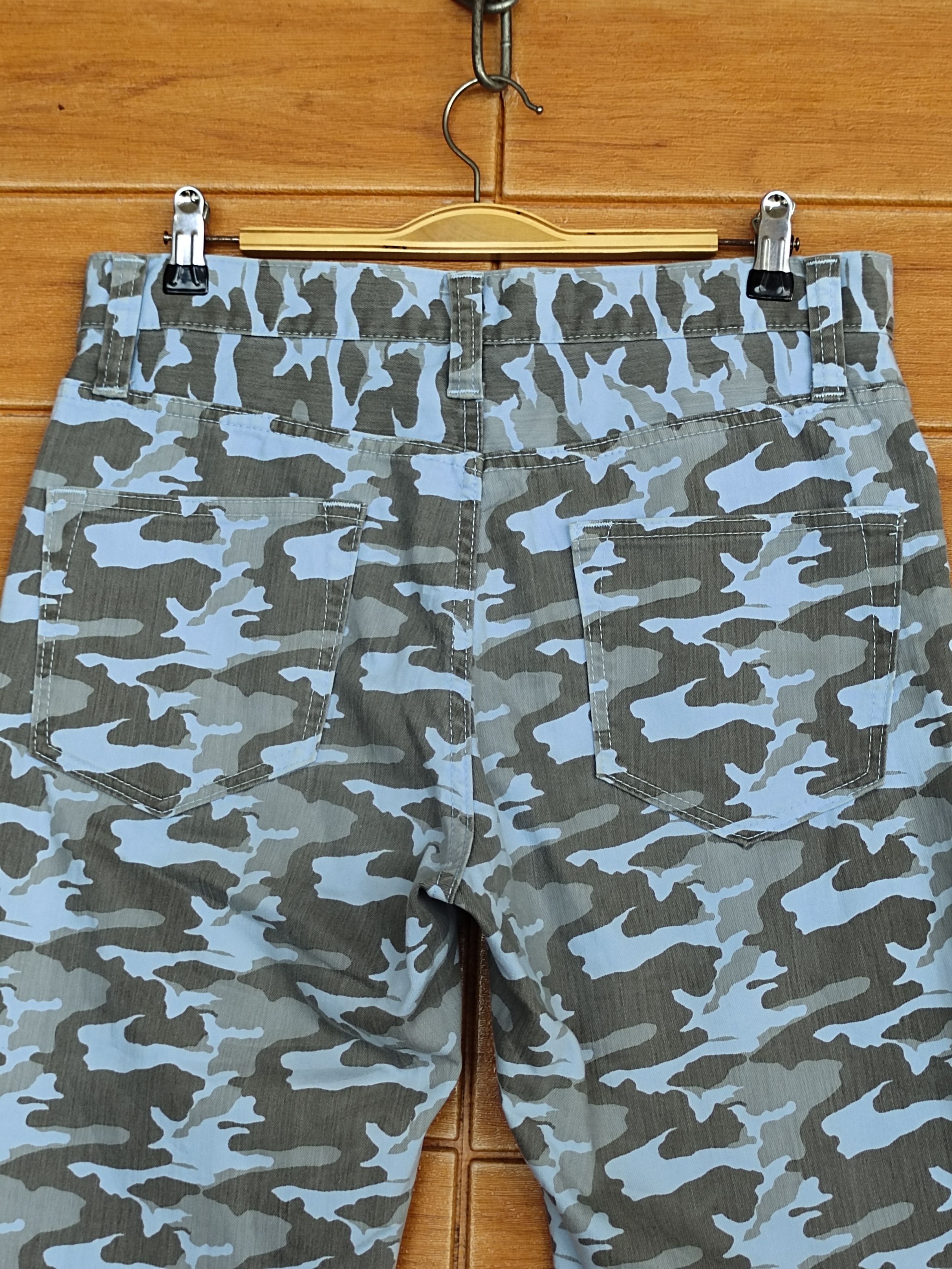 General Research Urban Research Japan Camo Pants / Anchor House Size US 31 - 8 Thumbnail